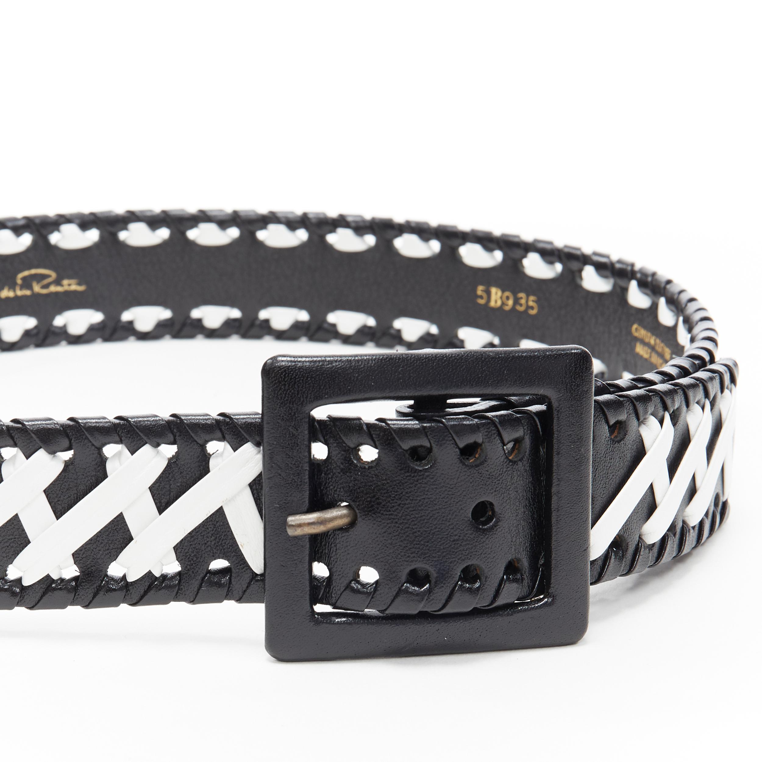 OSCAR DE LA RENTA black white whipstitch leather buckle belt S 28