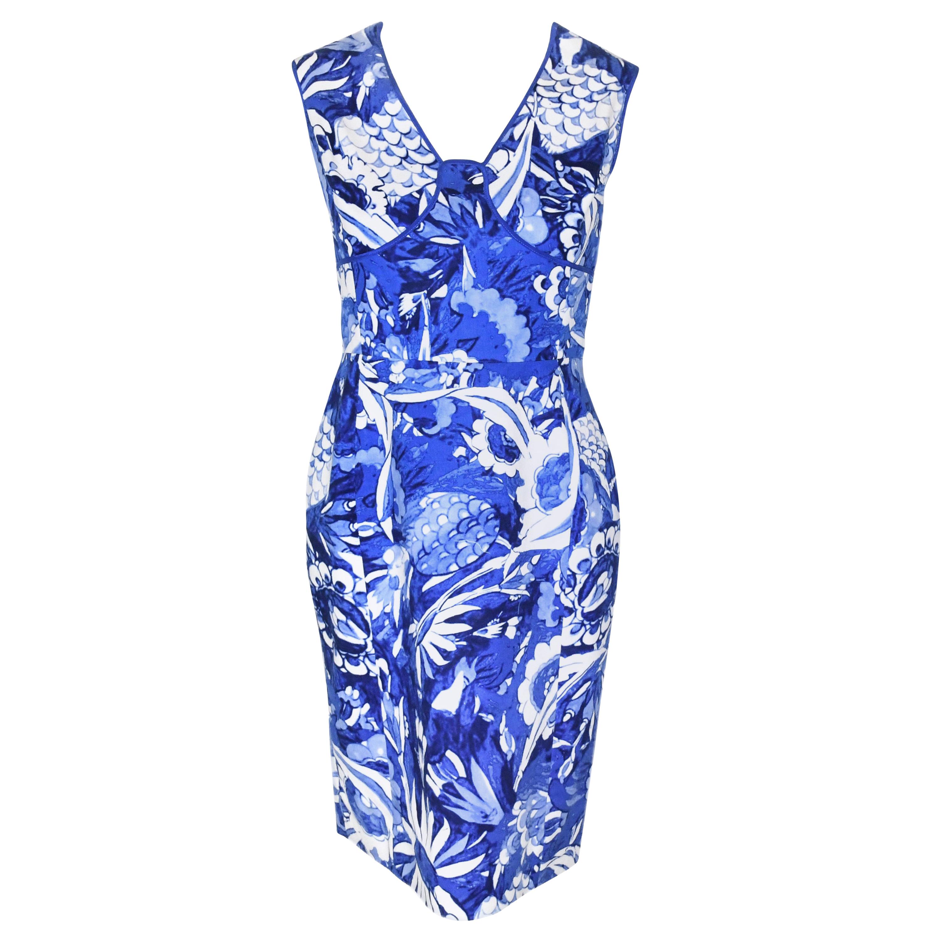 Oscar de la Renta Blue and White Tile Print Dress For Sale