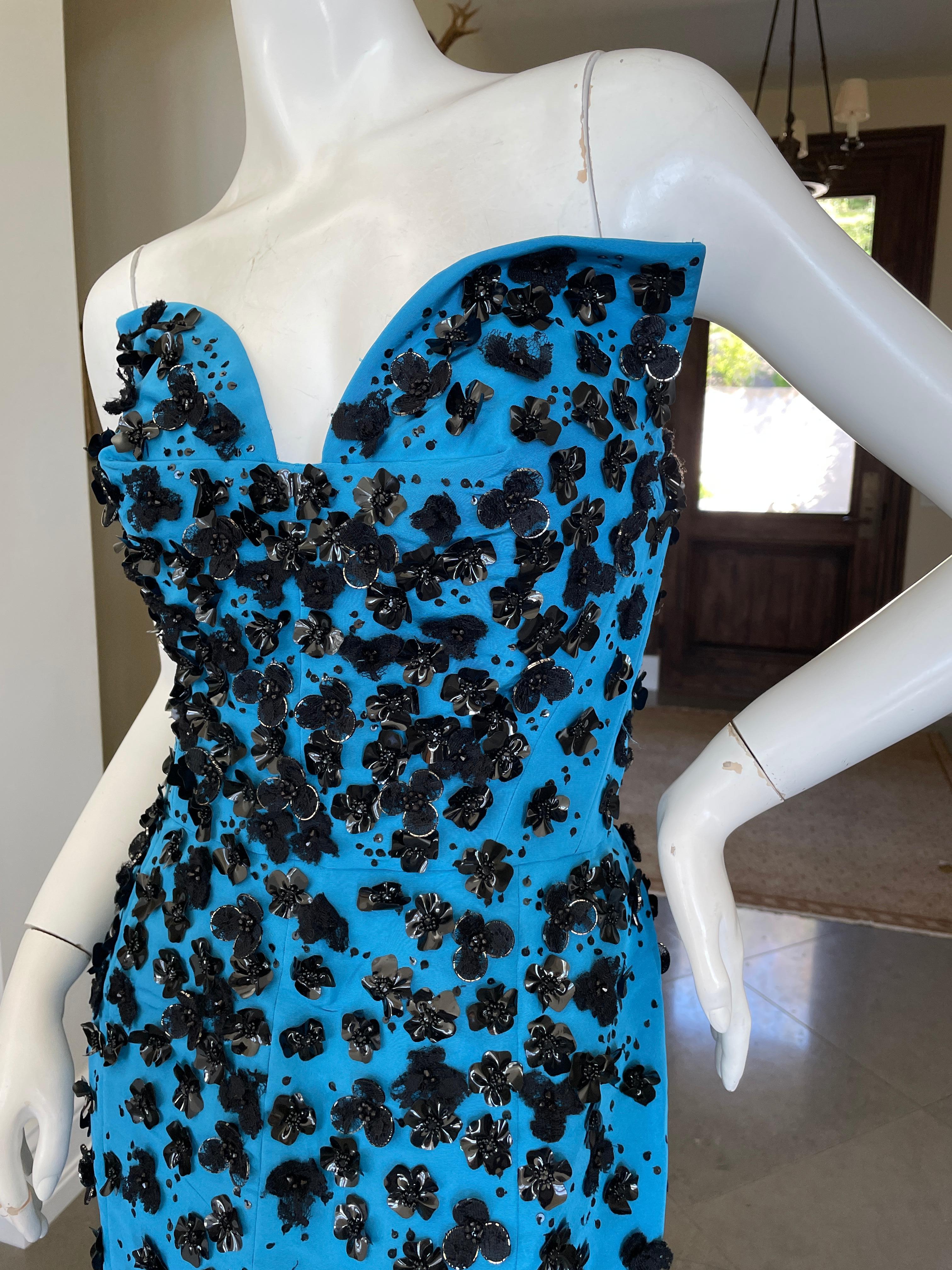 Oscar de la Renta Blue Embellished Mermaid Dress with Sexy Back In Excellent Condition For Sale In Cloverdale, CA