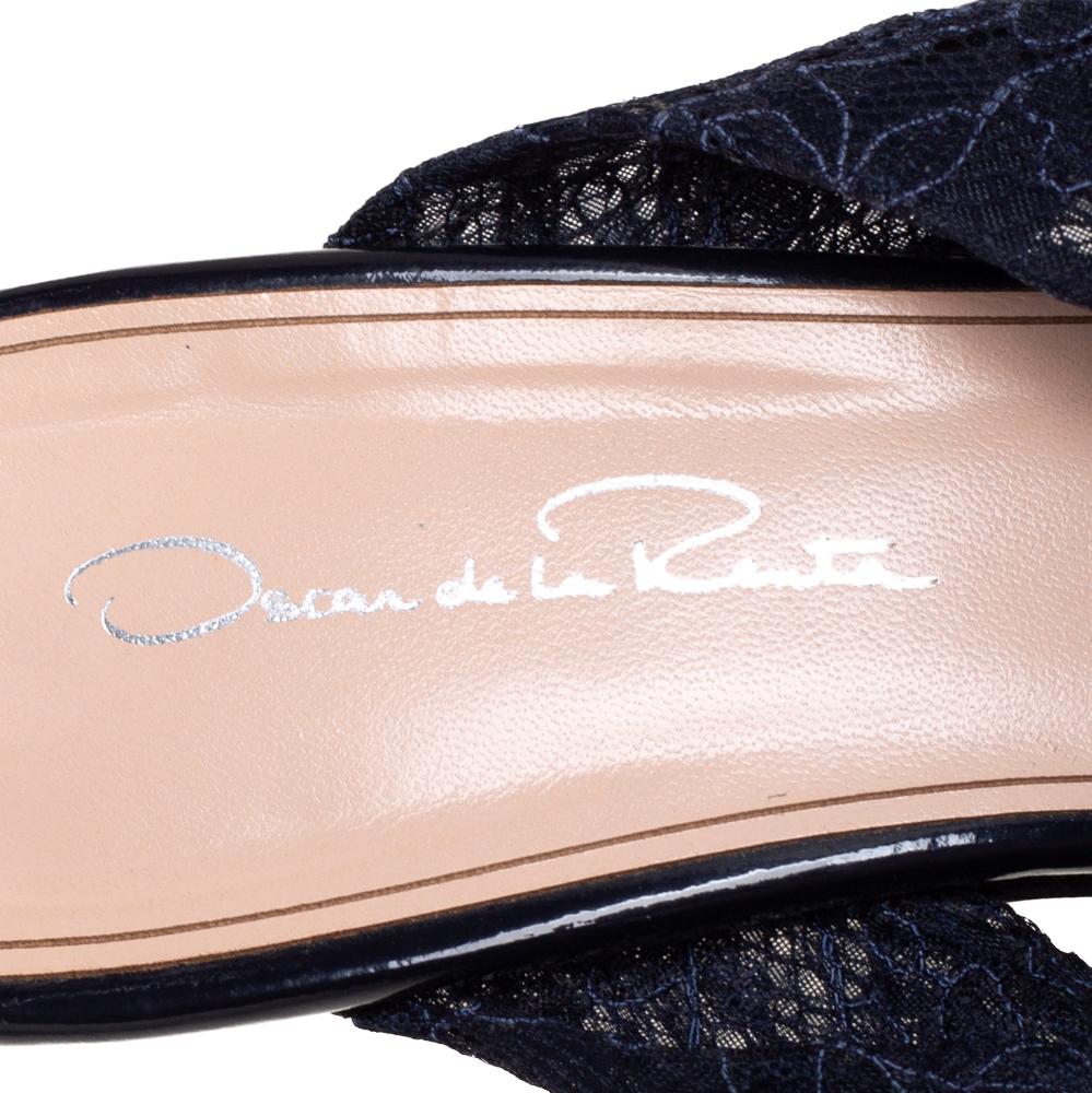 Oscar de la Renta Blue Lace Glen Embellished Sandals Size 38.5 1