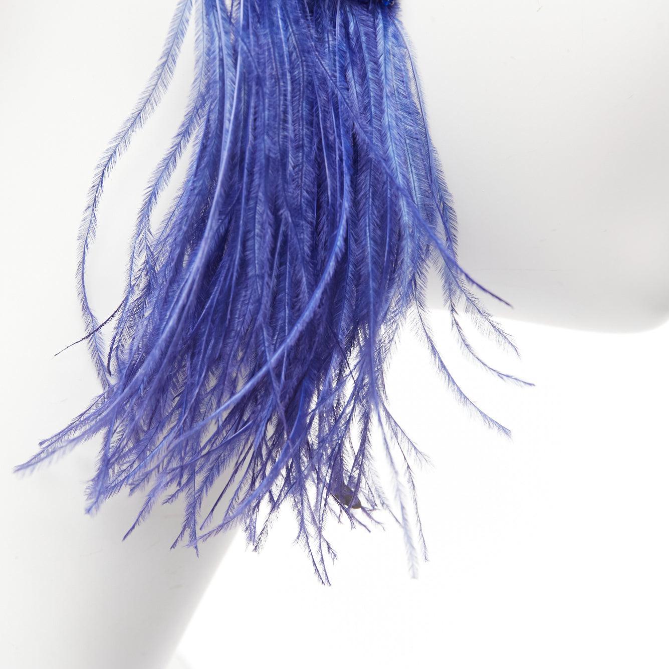 OSCAR DE LA RENTA blue ostrich feather beaded statement clip on earrings pair For Sale 2