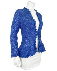 Cardigan blu in seta lavorato a mano con bottoni sul davanti di Oscar de la Renta