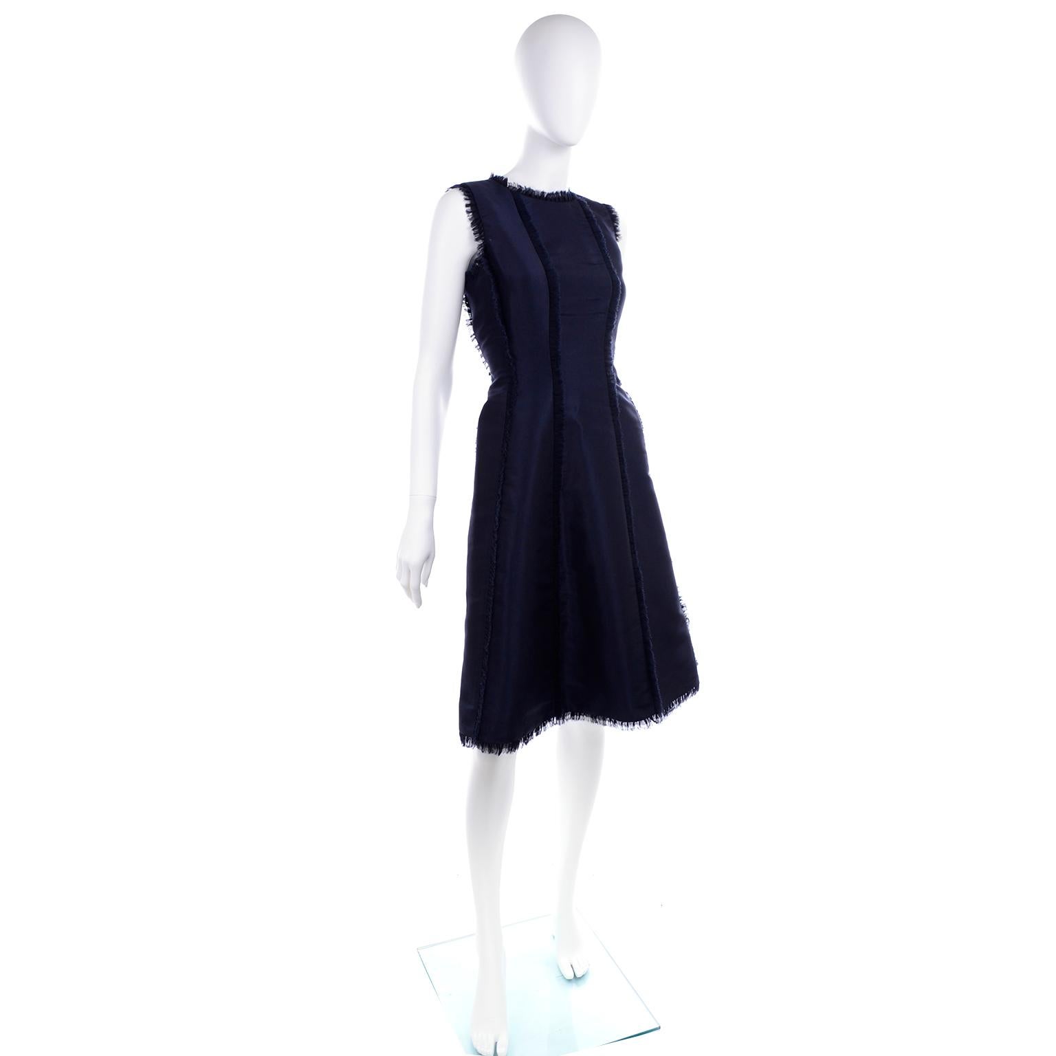 Black Oscar de la Renta Blue Silk Sleeveless Evening Dress Structured w/ Frayed Seams
