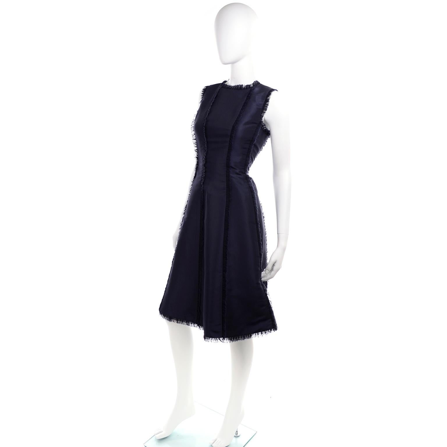 Oscar de la Renta Blue Silk Sleeveless Evening Dress Structured w/ Frayed Seams 2