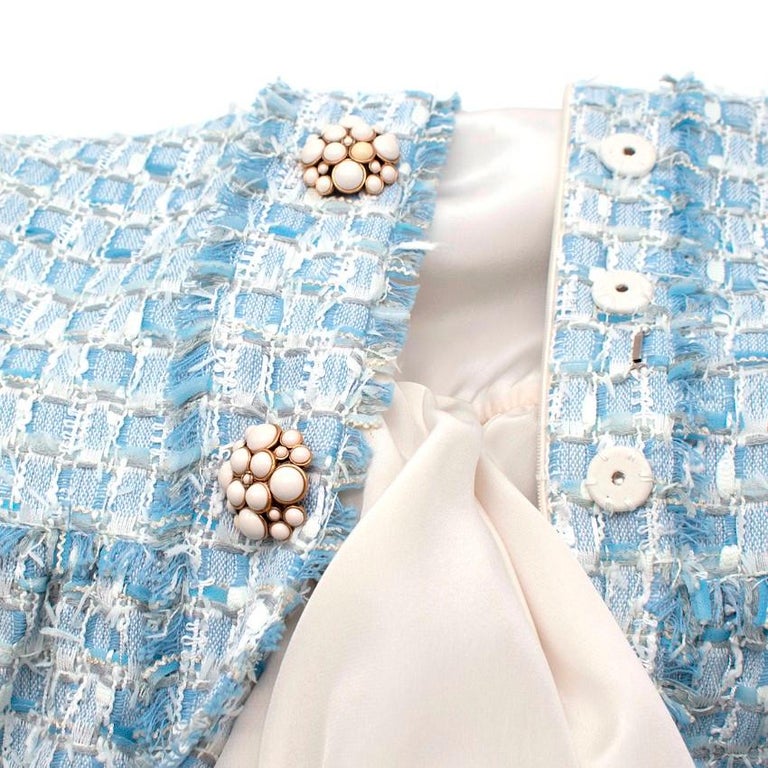 Oscar de La Renta Blue and White Ribbon Tweed Dress - US 8 at 1stDibs |  oscar de la renta tweed dress, blue tweed dress, blue and white tweed dress