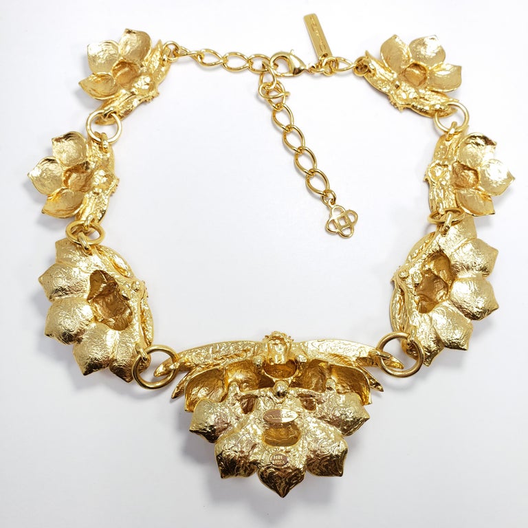 Oscar de la Renta Bold Gold Petal Flower Link Necklace at 1stDibs