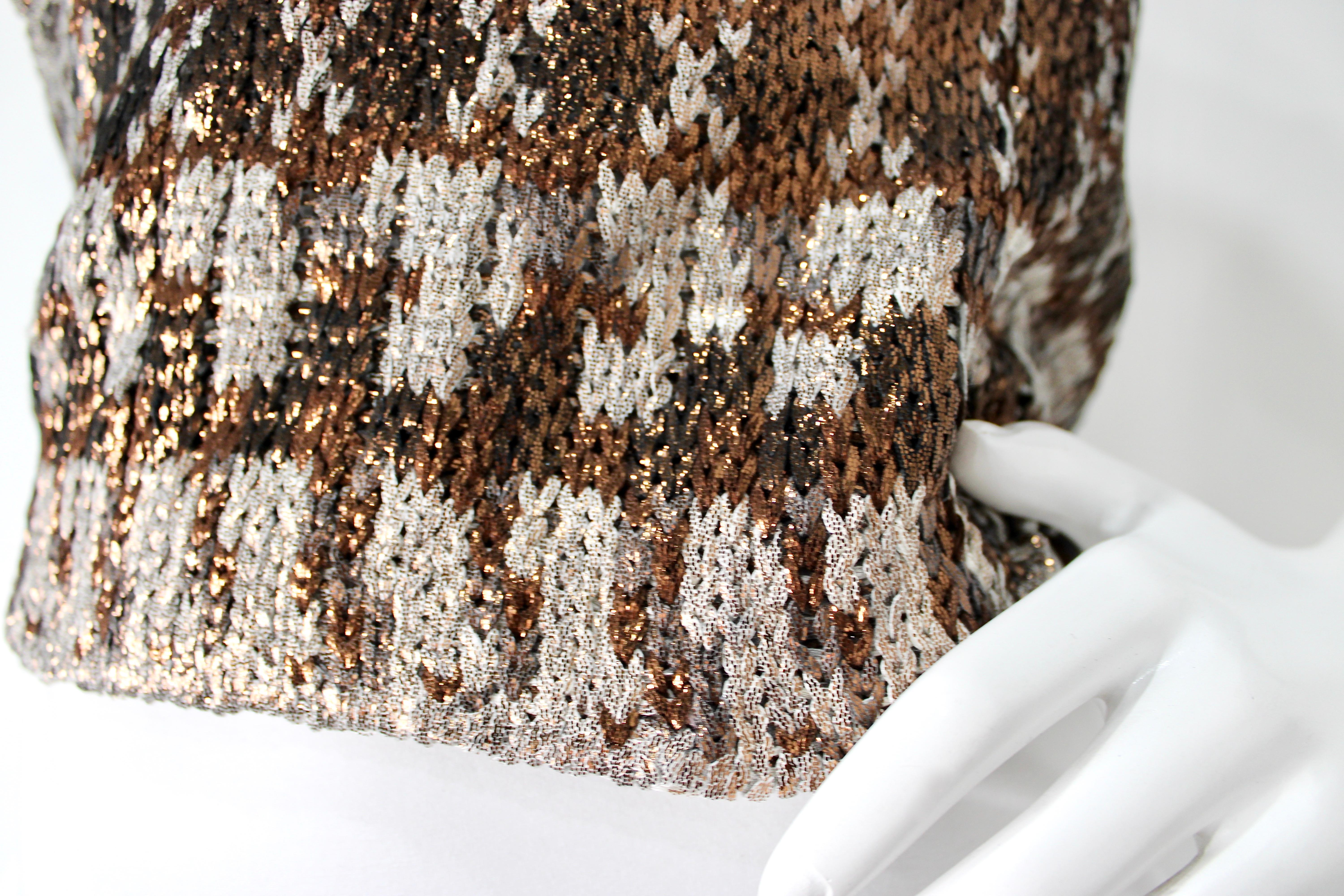 Donna Oscar De La Renta - Cardigan a portafoglio in maglia di seta color bronzo in vendita