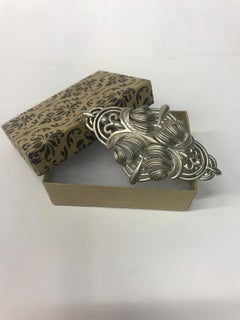 Oscar De La Renta Brooch swirl brooch of the 90's United States