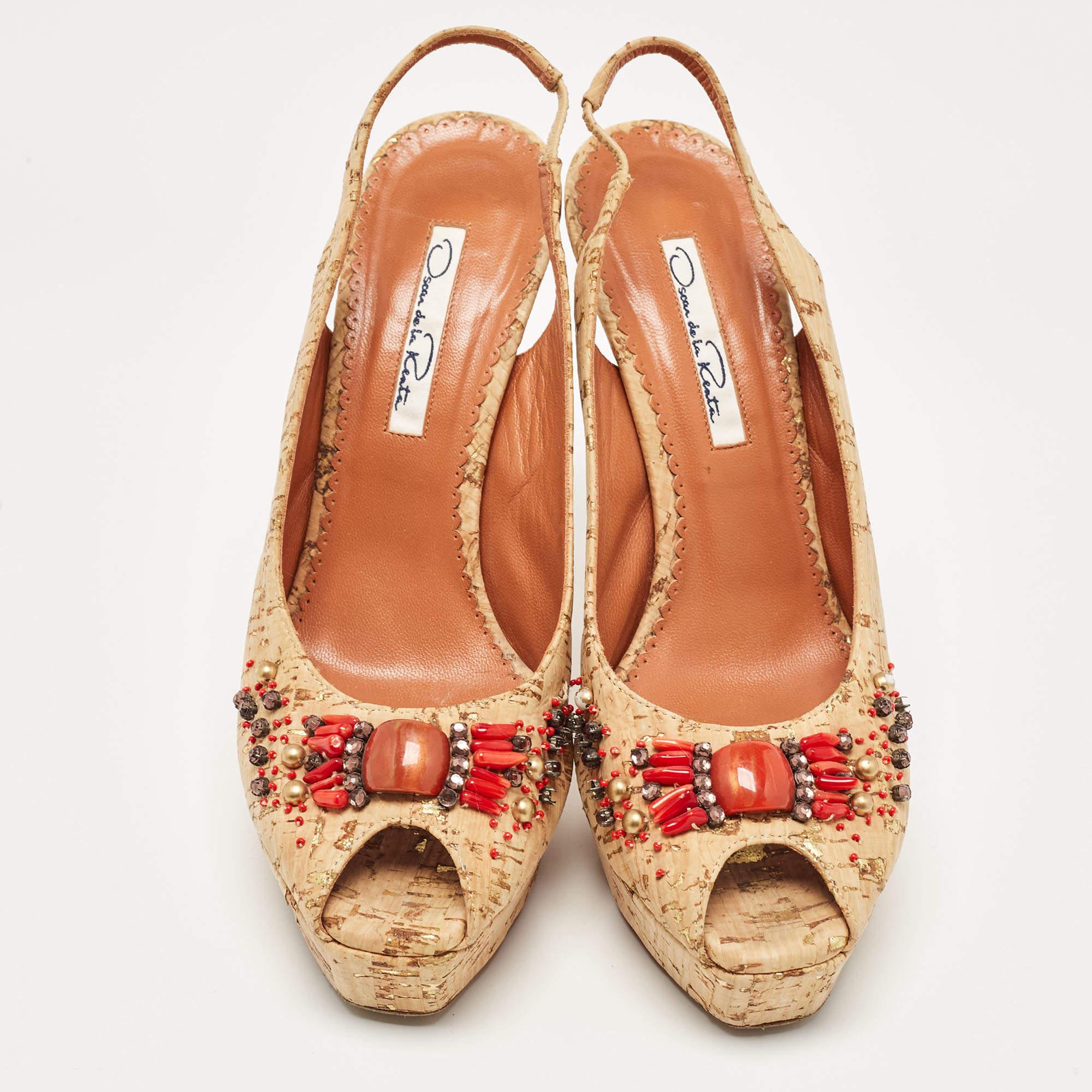 Beige Oscar De La Renta Brown Cork Embellished Slingback Platform Pumps Size 37.5 For Sale
