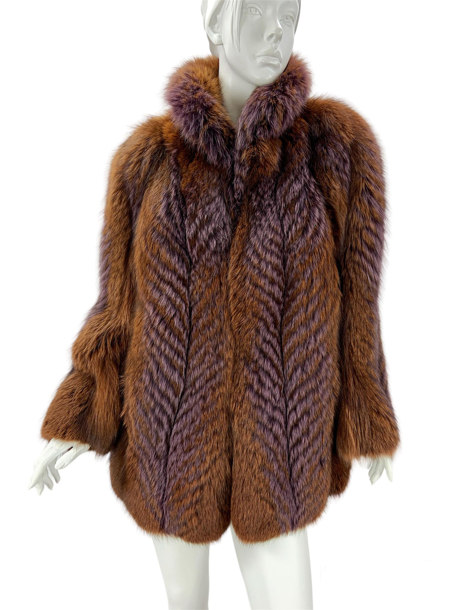 Oscar de la Renta Fox Fur Feather Print Jacket Coat 
Size approx. - L
Brown color with purple feather print, Side pockets with black velvet lining, Hook and eye closure.
Fully lined with embroidery monogram ( Lucy Blakley ).
Measurements: Length -