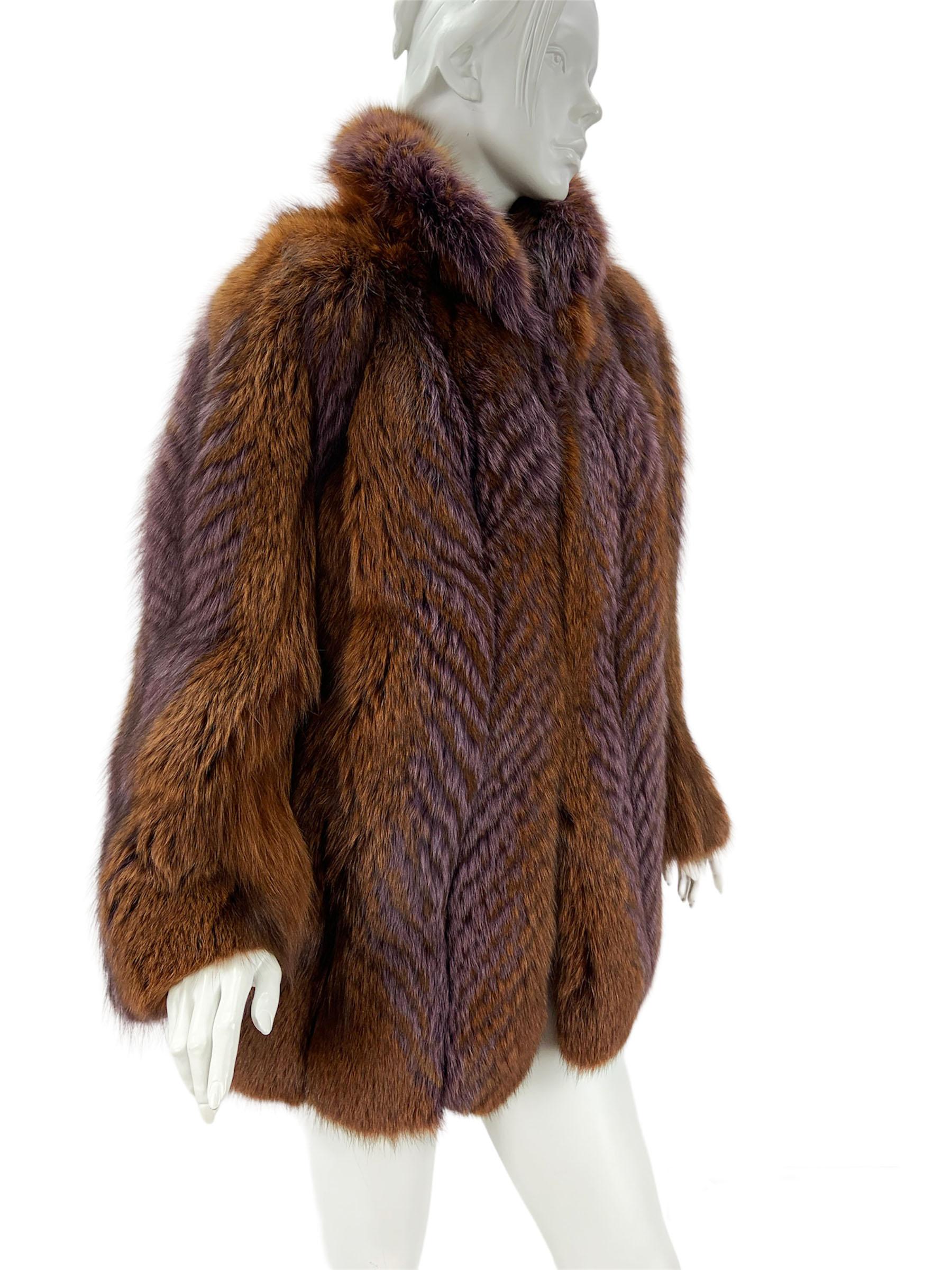 Oscar de la Renta Brown Fox Fur with Purple Feather Print Jacket Coat In Excellent Condition For Sale In Montgomery, TX