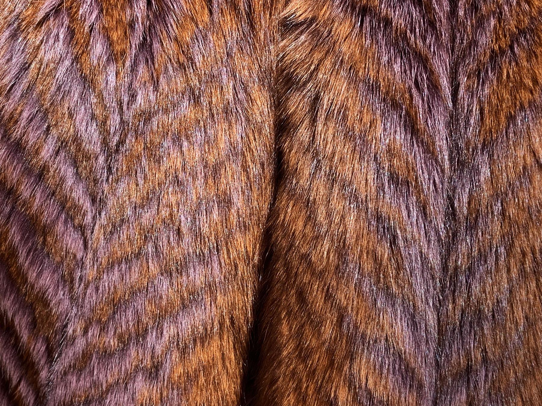 Oscar de la Renta Brown Fox Fur with Purple Feather Print Jacket Coat For Sale 4