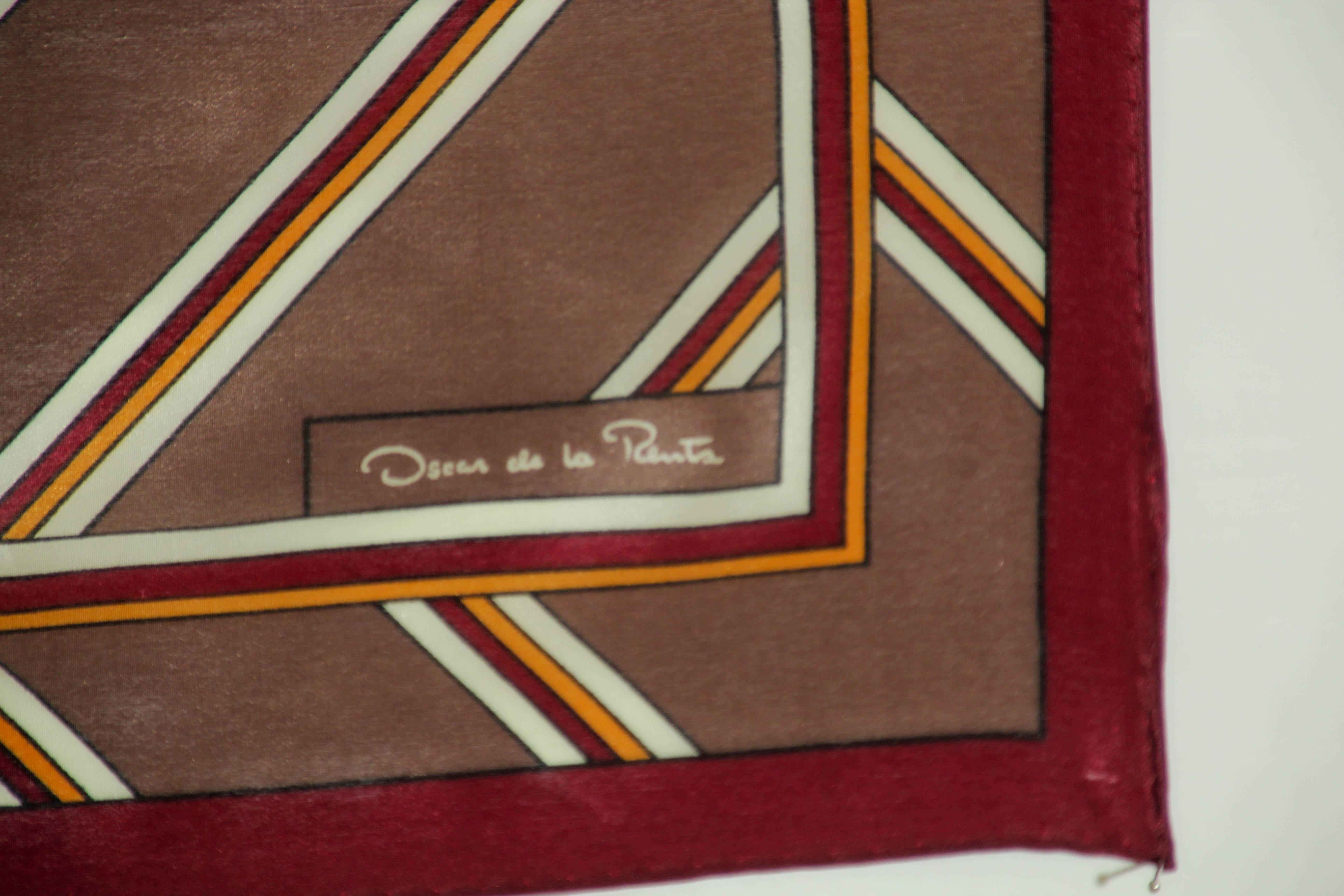Oscar de la Renta Brown Silk Scarf Pocket Square Handkerchief In Good Condition For Sale In North Hollywood, CA