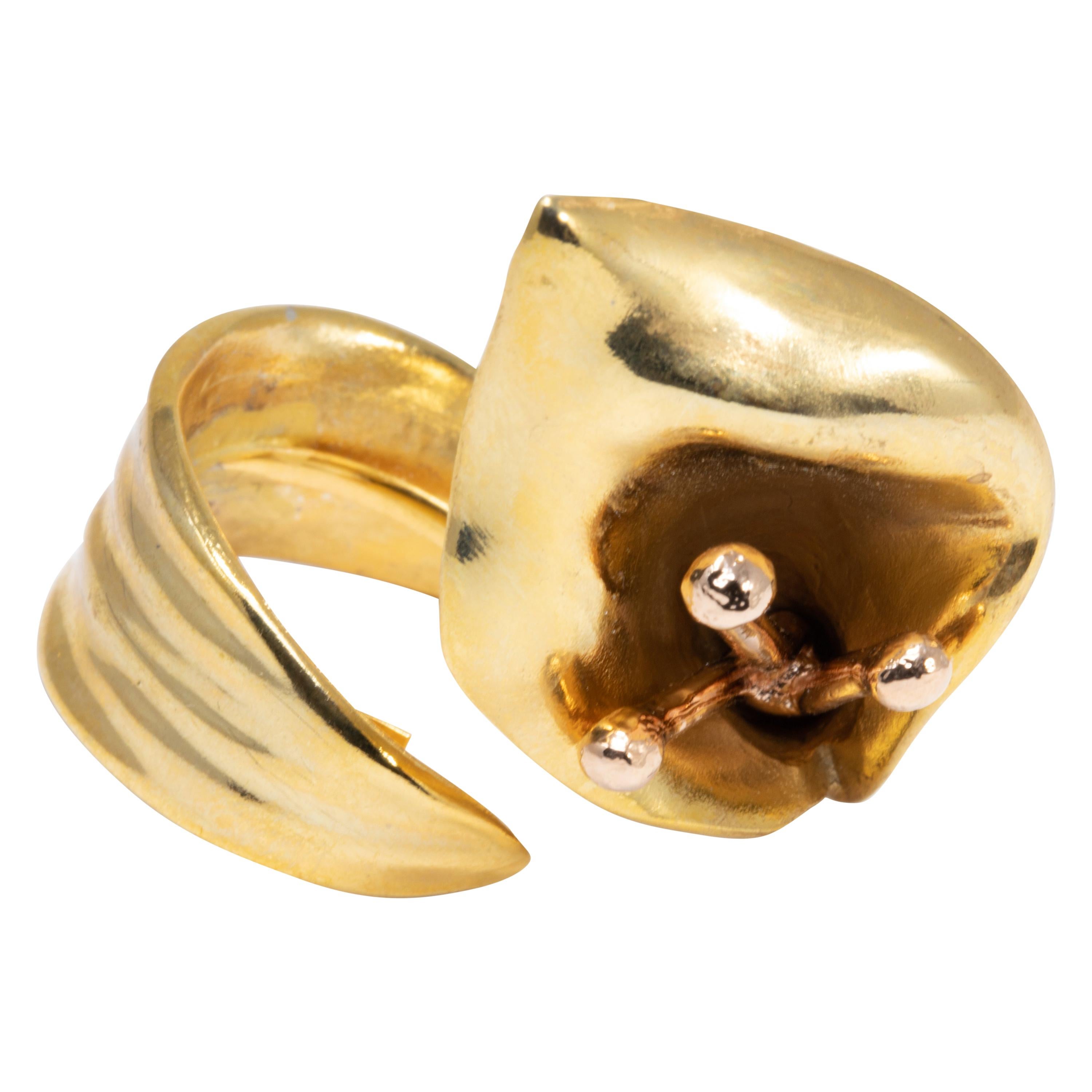 Oscar de la Renta Polished Gold Calla Lily Cocktail Statement Ring For Sale