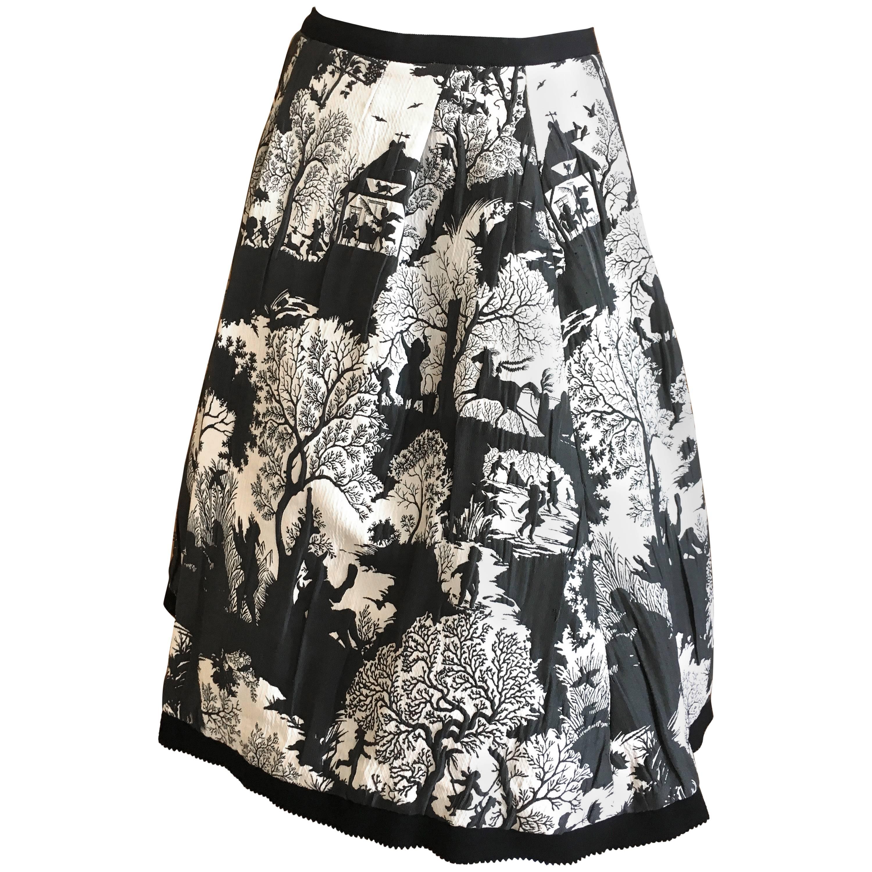 Oscar de la Renta Charming Black and White Toile de Jouy Skirt with 3 Petticoats