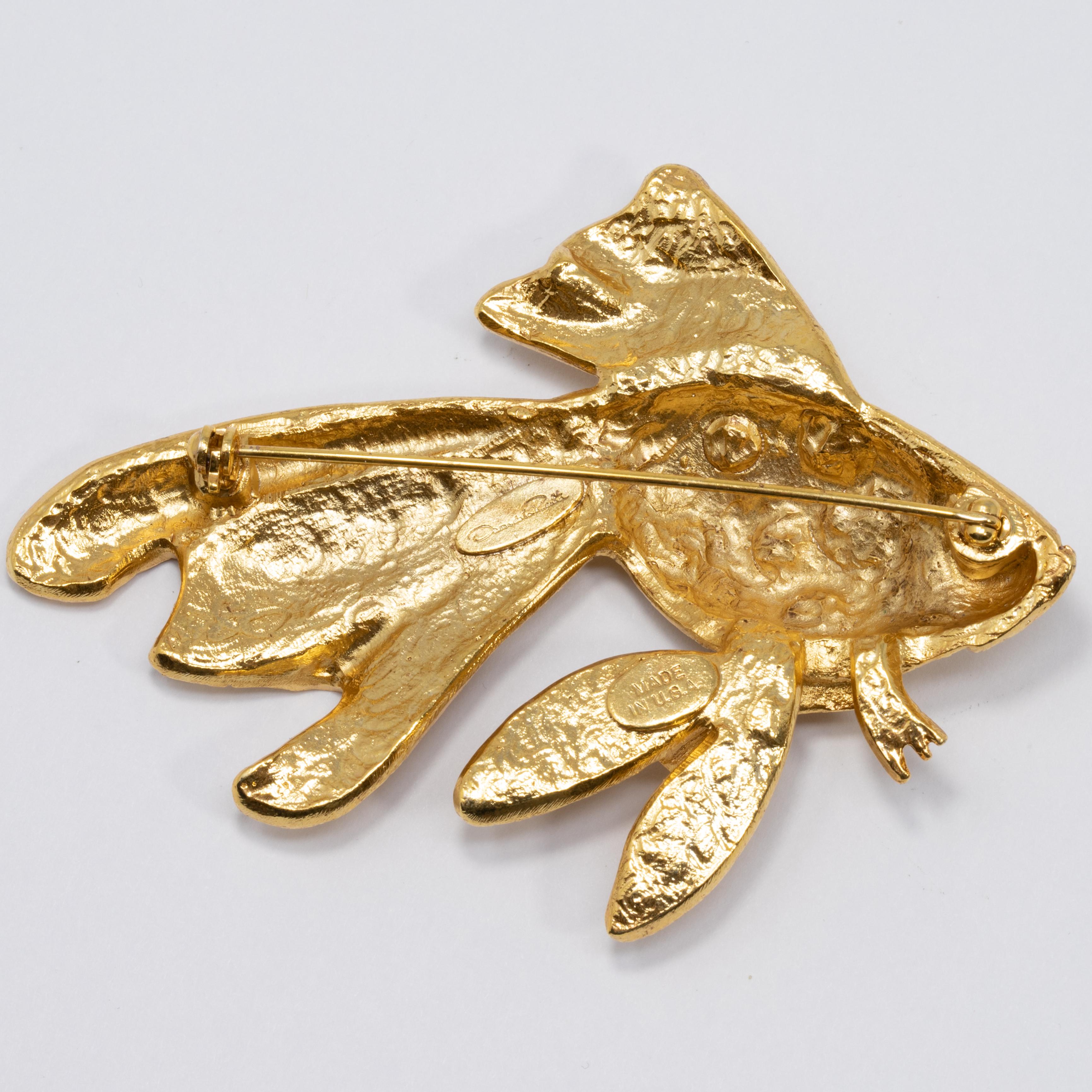 Oscar de la Renta Broche poisson en cristal transparent et pierre de cristal, épingle, en or Unisexe en vente