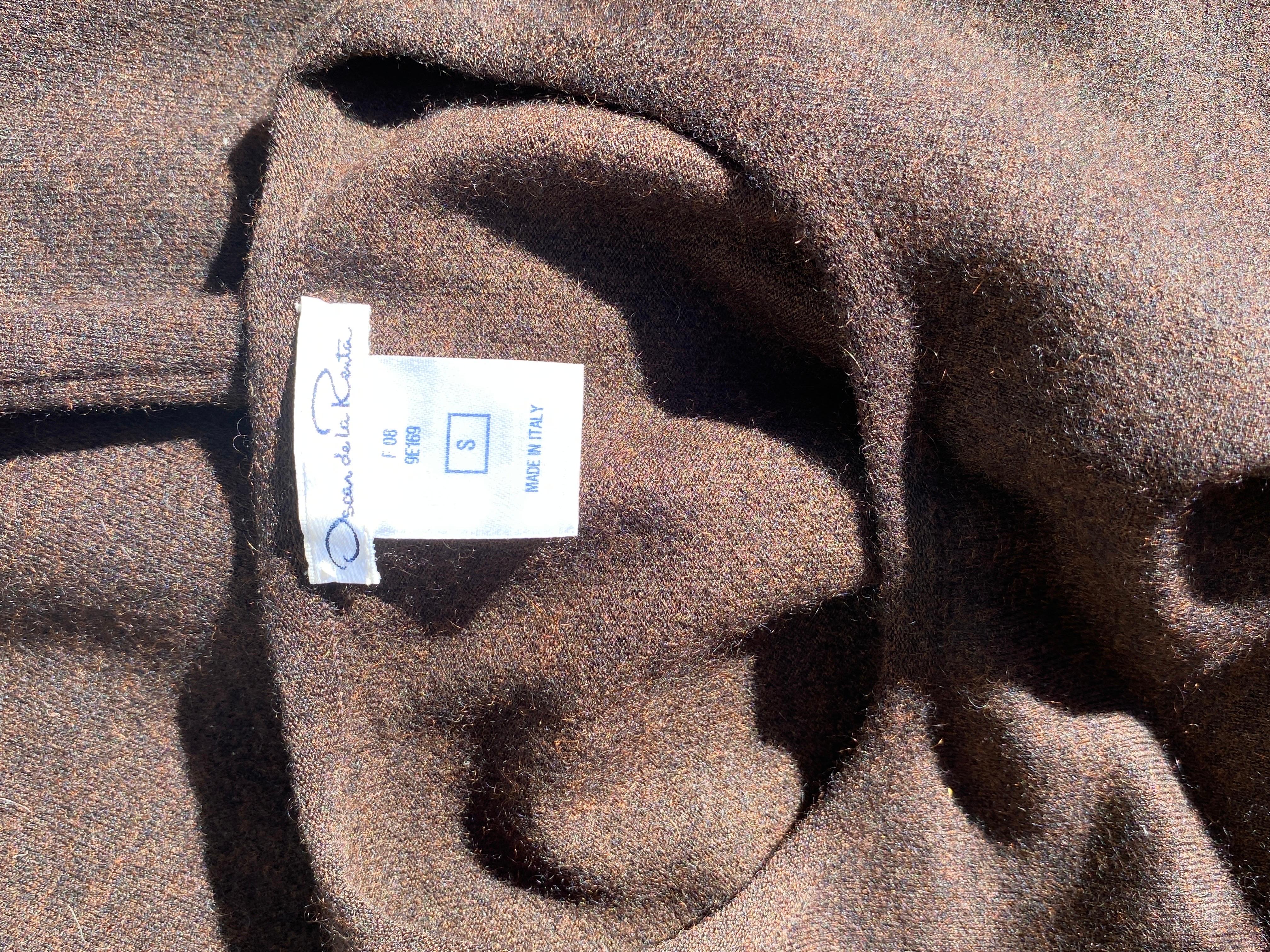 Oscar De La Renta Collection Italy Hand Beaded Brown Cashmere Twin Set Größe S im Angebot 11