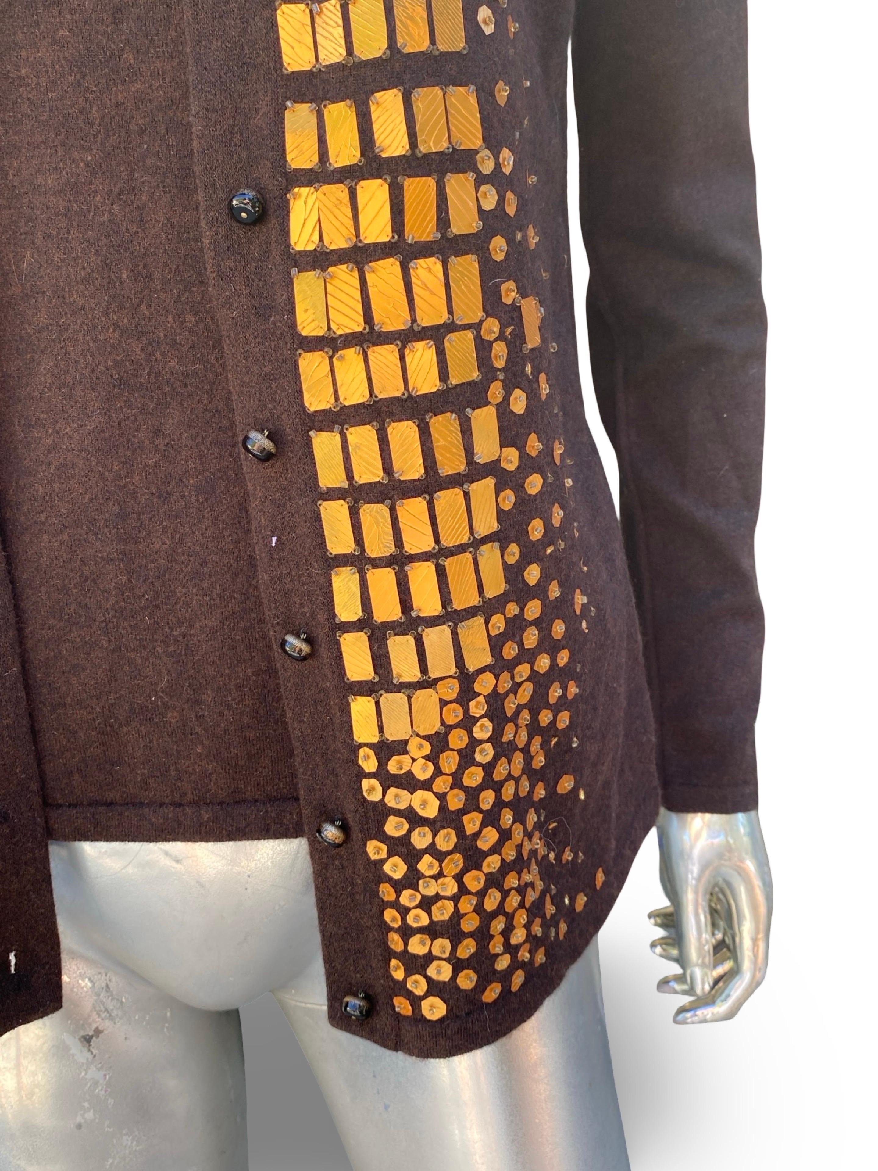 Oscar De La Renta Collection Italy Hand Beaded Brown Cashmere Twin Set Größe S im Angebot 1