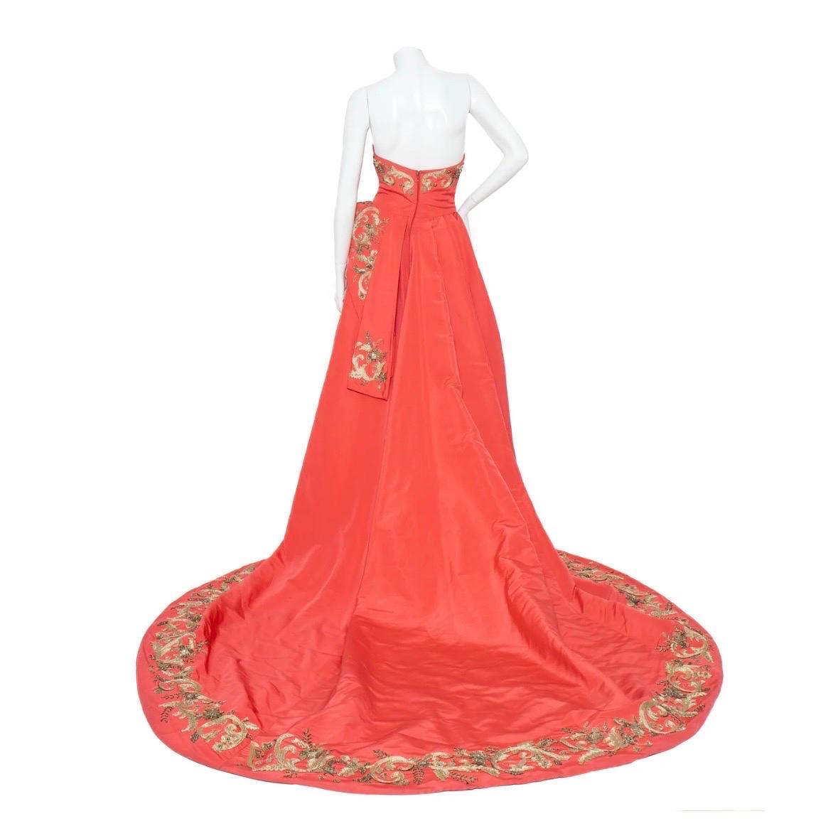 Oscar De La Renta Bata Bordada Coral Pre-Fall2018 en venta 2
