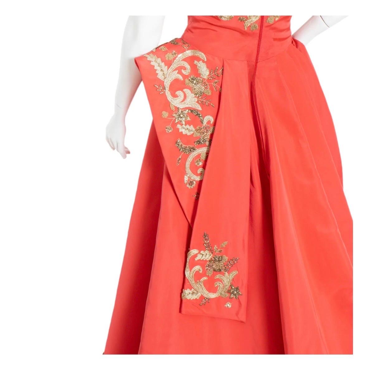 Oscar De La Renta Bata Bordada Coral Pre-Fall2018 en venta 4