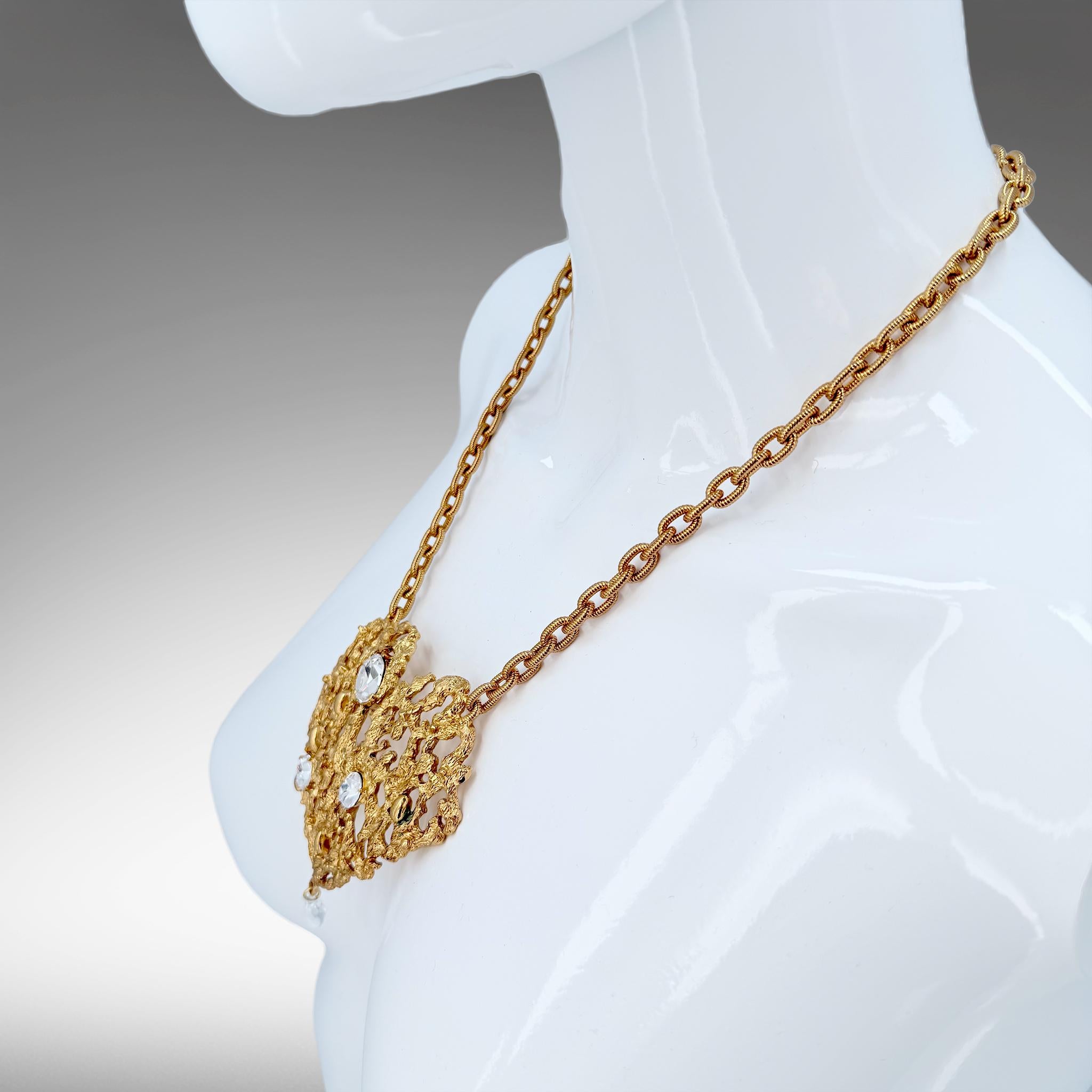 Oscar de la Renta Coral-Inspired 22k Gold-Plated Necklace with Austrian Crystals For Sale 1
