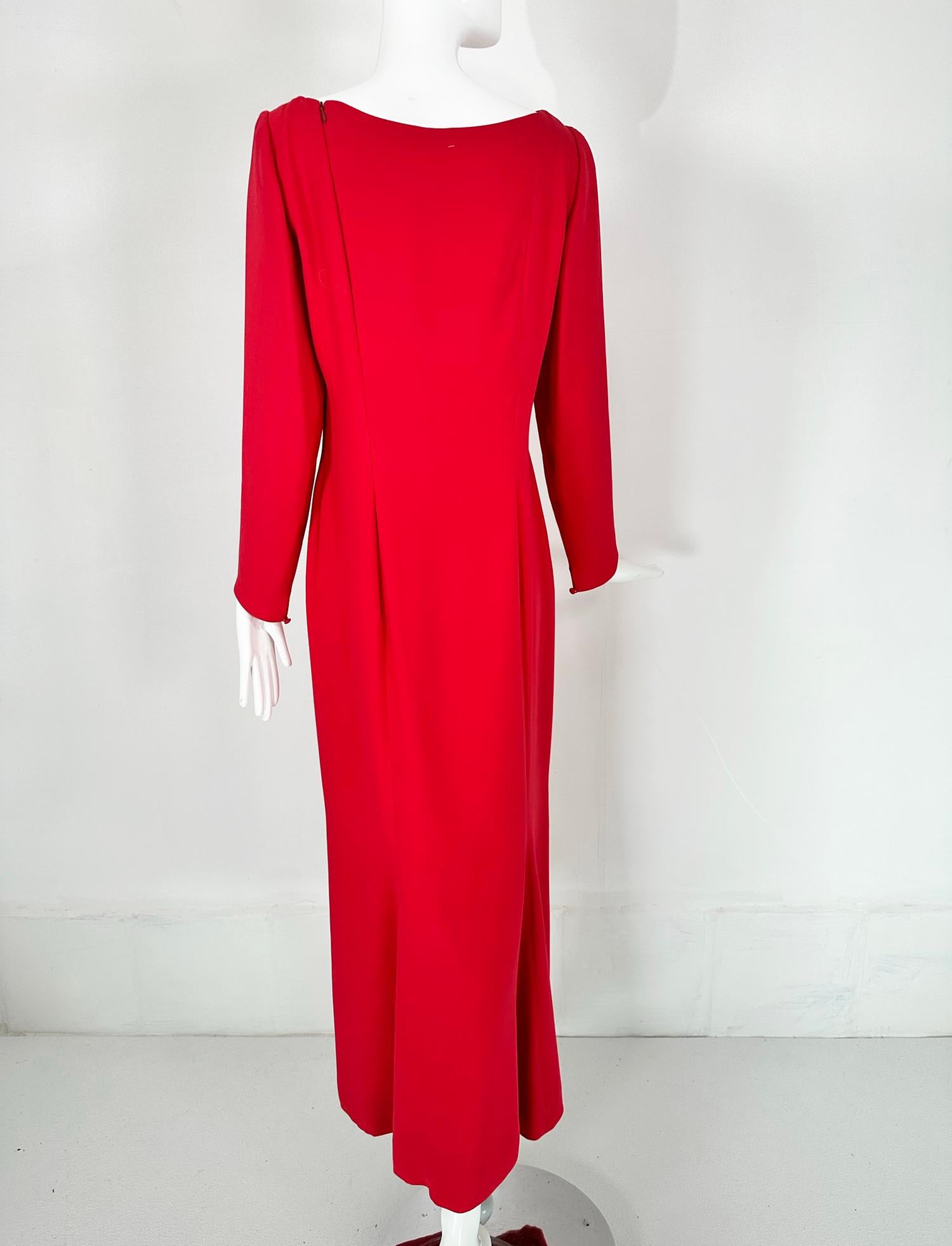 Oscar de la Renta Coral Red Silk Long Sleeve Bateau Neck Column Evening Dress 8 For Sale 3