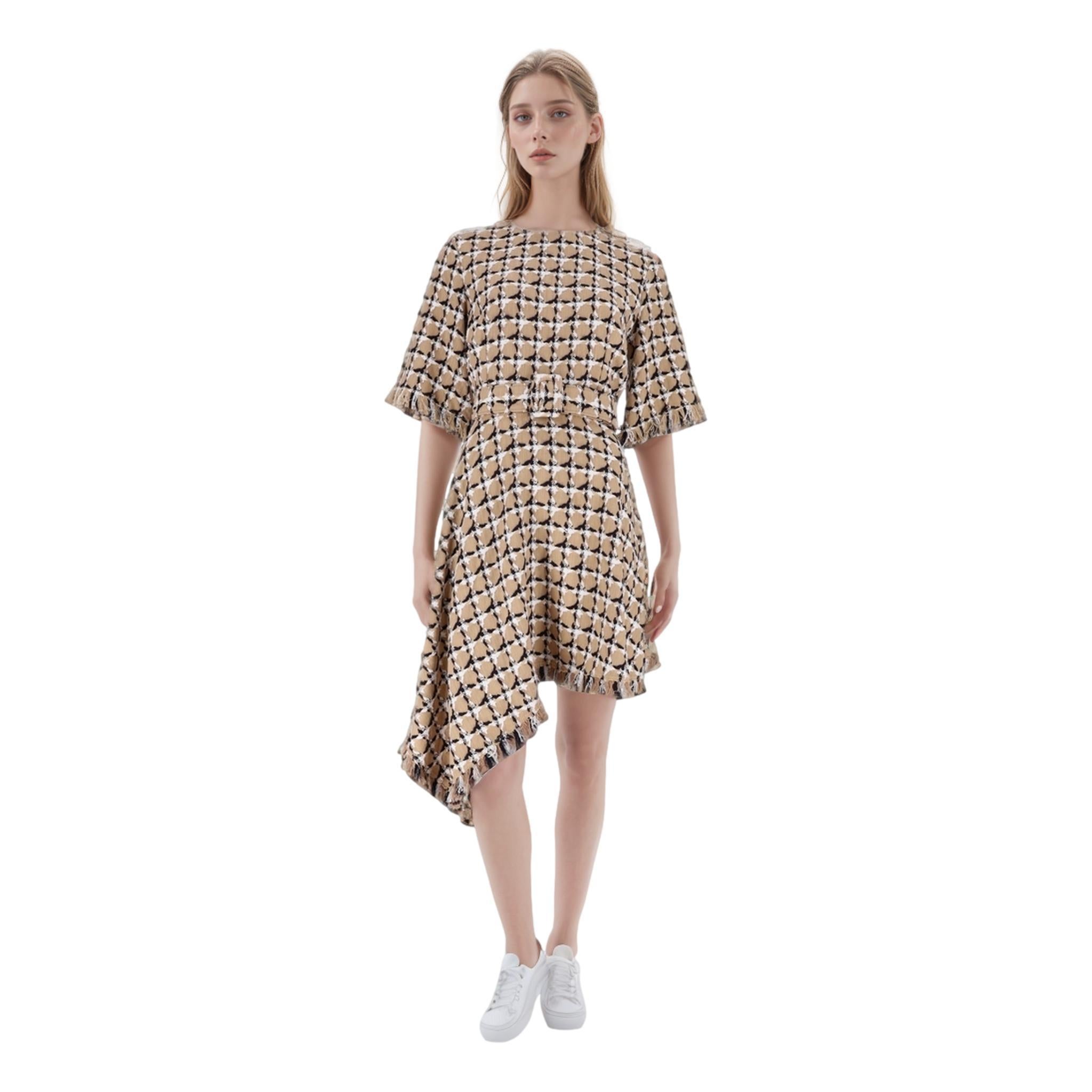 Oscar De La Renta Cotton & Wool Blend Tweed Asymmetric Dress

Beige short sleeve dress crafted in beige and black tweed.

Detailed with flared skirt with asymmetric frayed hemline.

Featuring belted waist, round neckline and concealed zip closure to