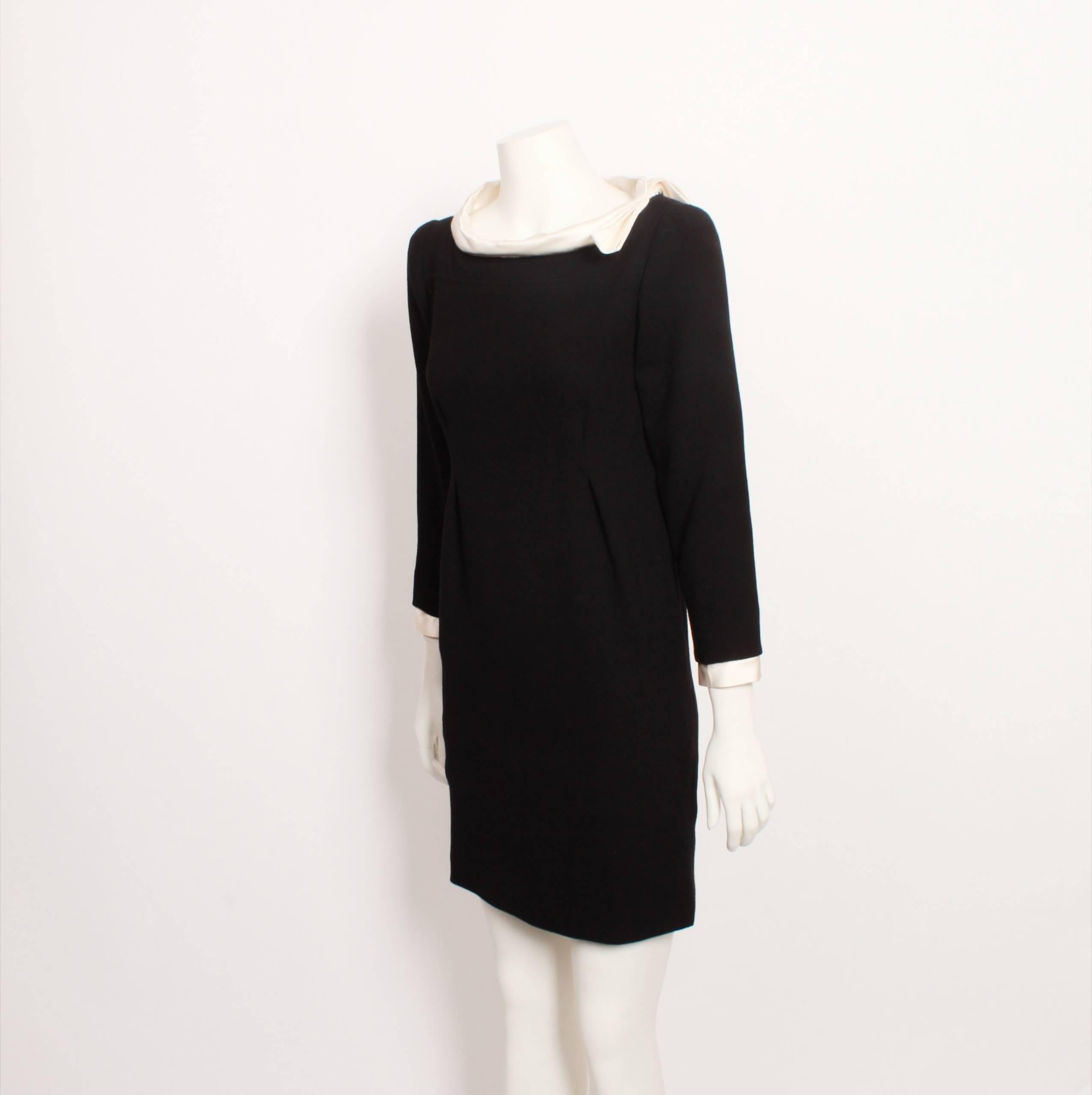 Black Oscar De La Renta Couture Shift Dress For Sale