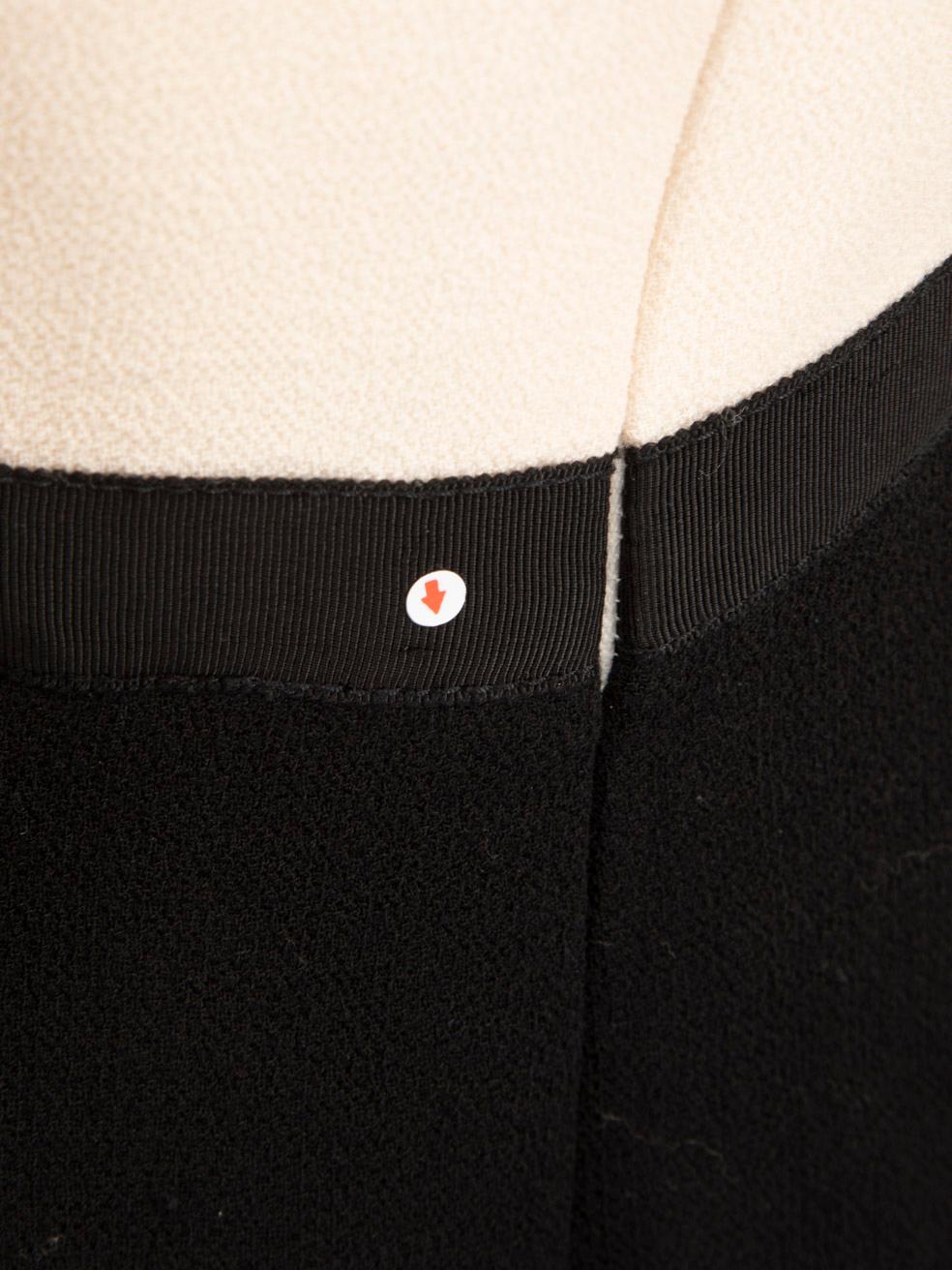Robe à empiècements en laine crème et noire Oscar de la Renta, taille M en vente 1
