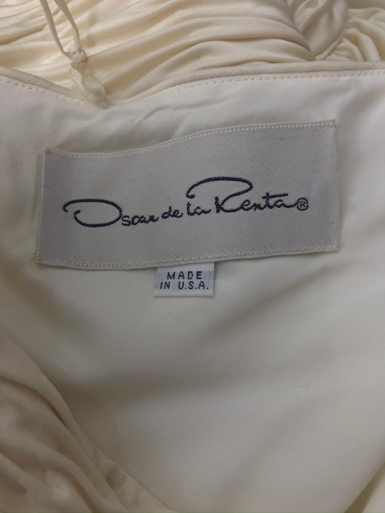 Oscar de la Renta Cream Shirred Bodice One Shoulder Gown 1990s For Sale ...