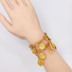 Oscar de la Renta Double Strand Floral Charm Toggle Clasp Bracelet in Gold