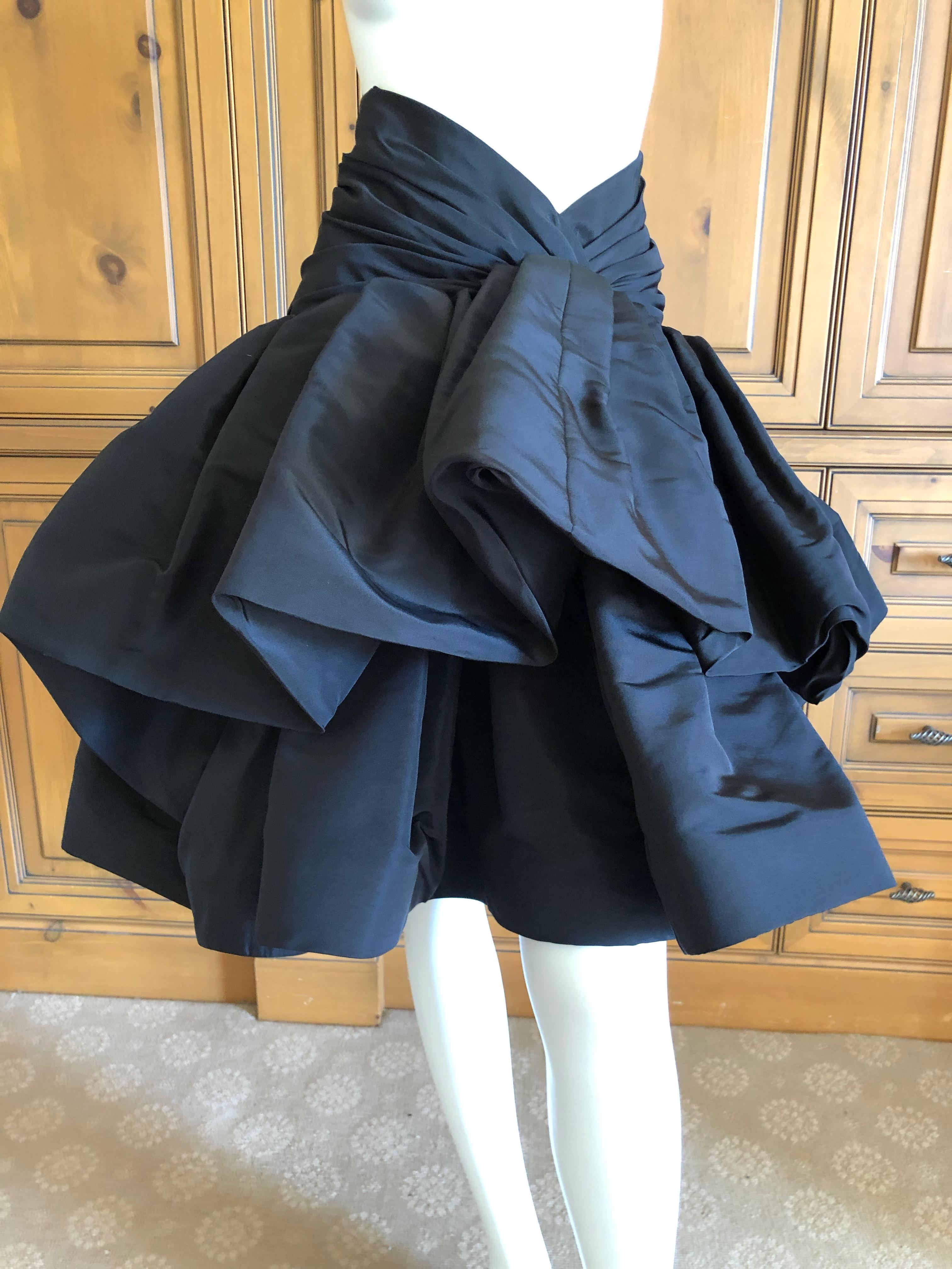 Oscar de la Renta Dramatic Vintage Black Silk Taffeta Ball Skirt XS (4) For Sale 4