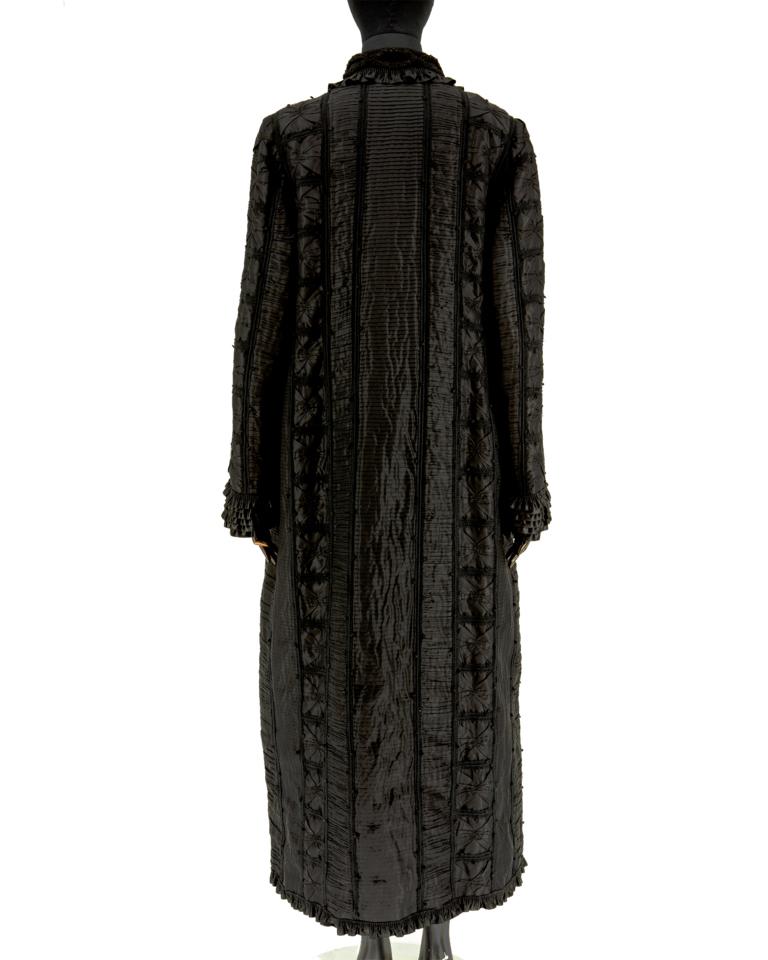 Black Oscar De La Renta Evening Coat For Sale