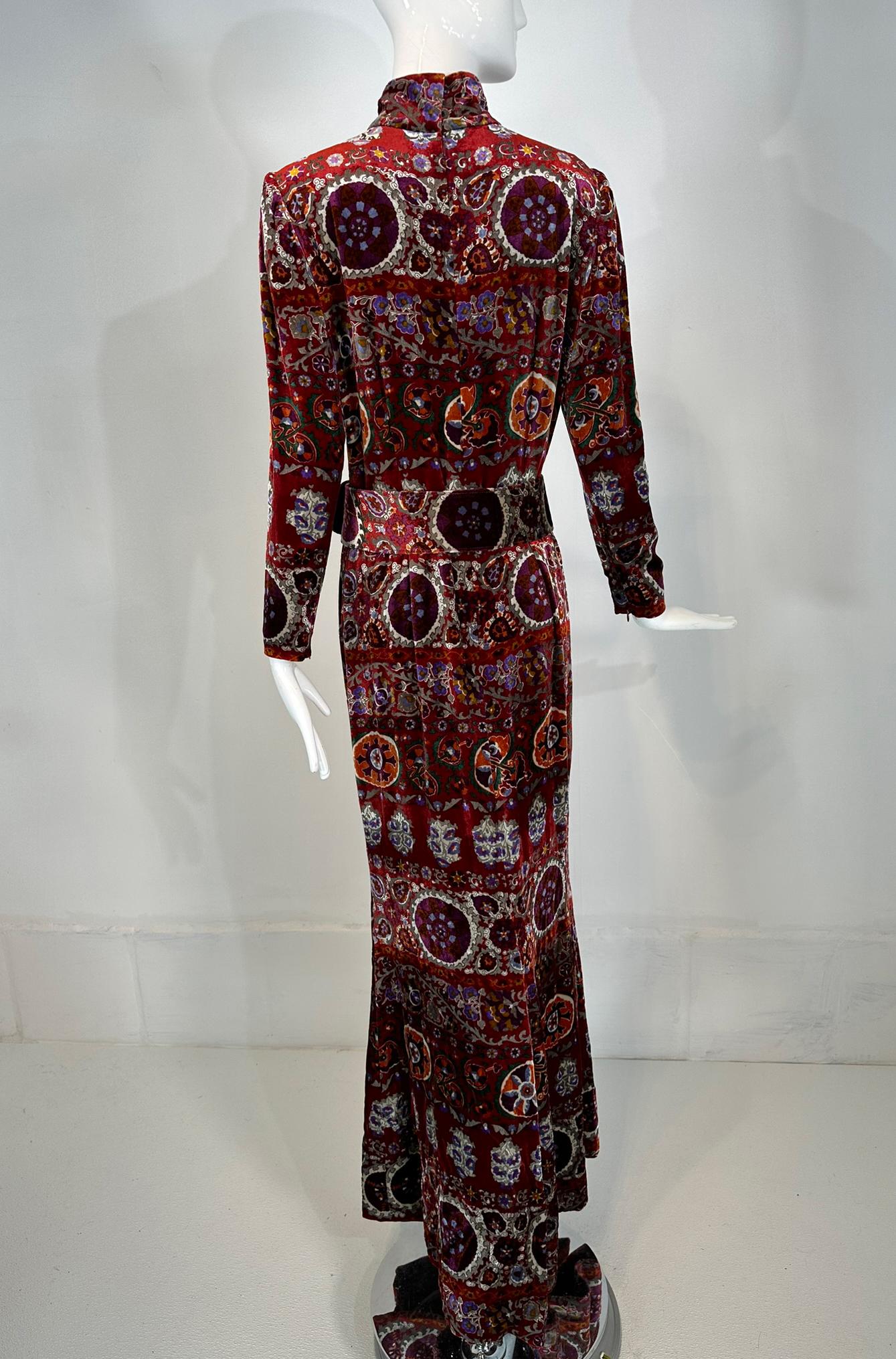 Oscar de la Renta Exotic Printed & Silver Stenciled Silk Velvet Evening Dress 8 For Sale 2