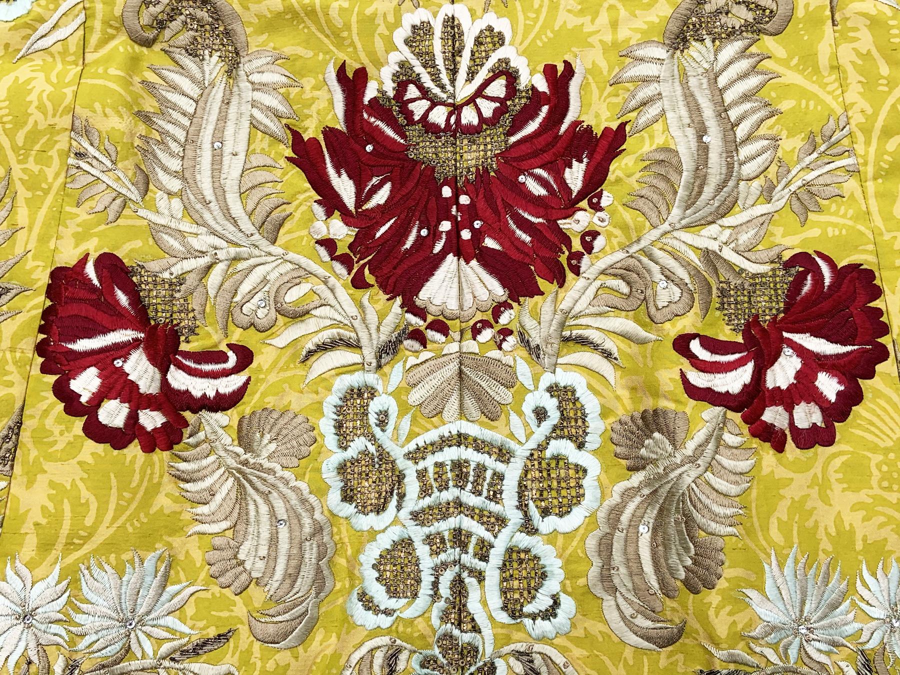 Oscar De La Renta F/W 2003 Silk Yellow Metallic Embroidery Beaded Long Jacket  For Sale 5