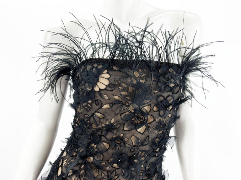 Oscar de la Renta F/W 2004 Black Silk Ostrich Feather Beaded Embellished Dress 6 For Sale 4