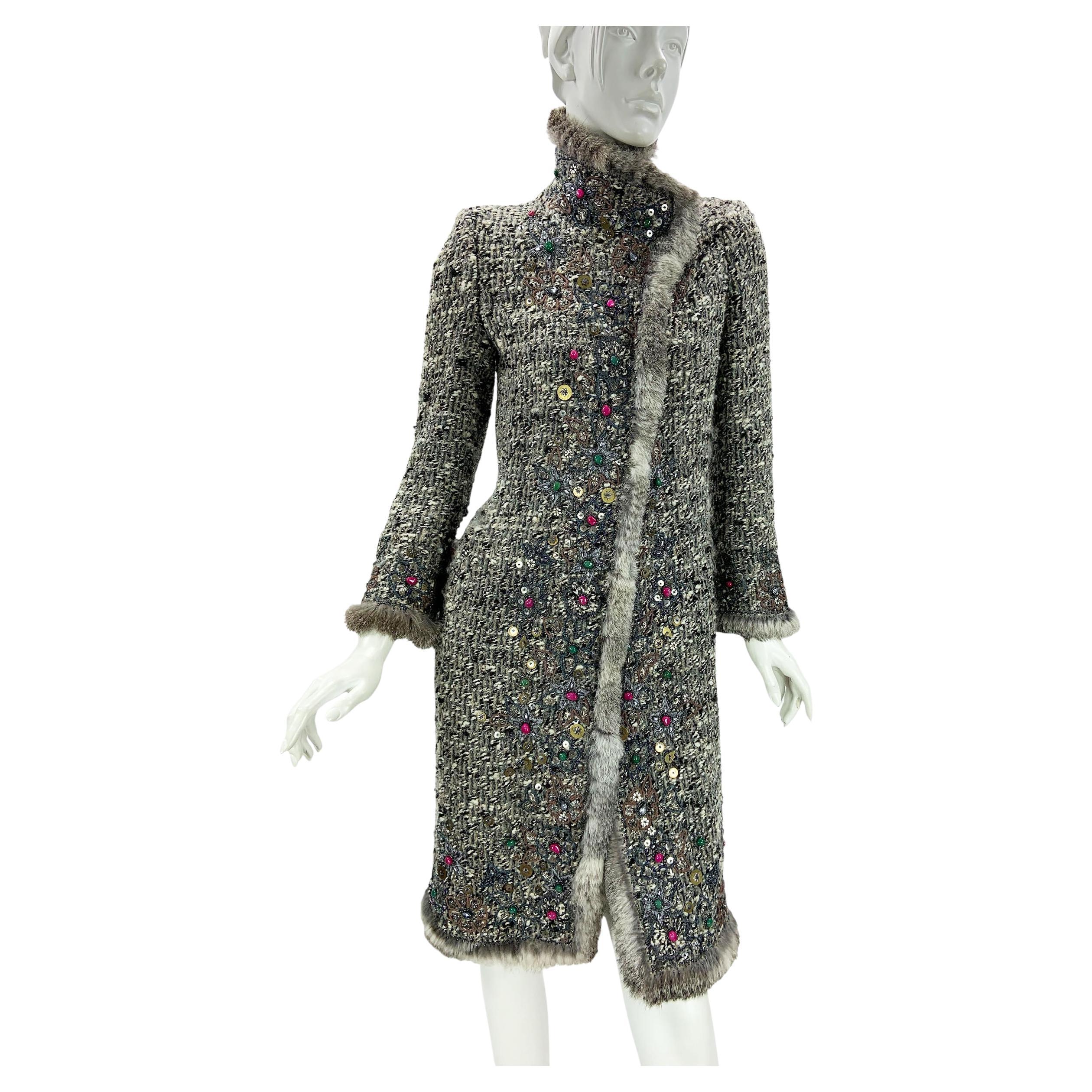 Oscar de la Renta F/W 2004 Runway Embellished Fur-Trim Cardigan Coat US 2 For Sale