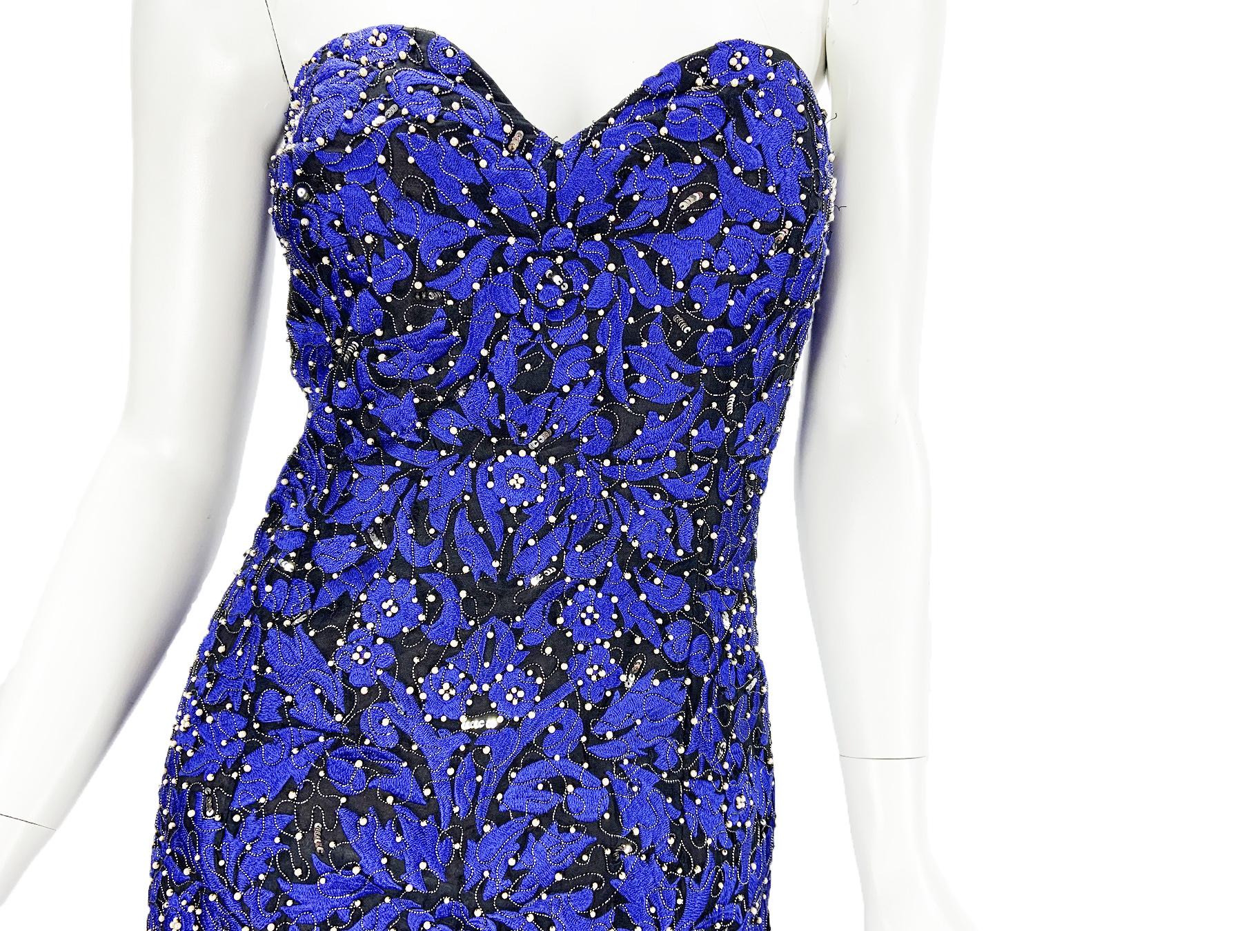Women's Oscar De La Renta F/W 2014 Blue Black Embroidered Beaded Corset Dress Gown US 4 For Sale