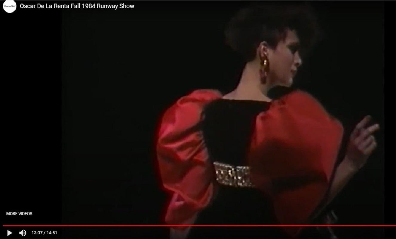 Oscar de la Renta F/W Runway 1984 Black Velvet Embellished Dress Gown US 8 For Sale 10