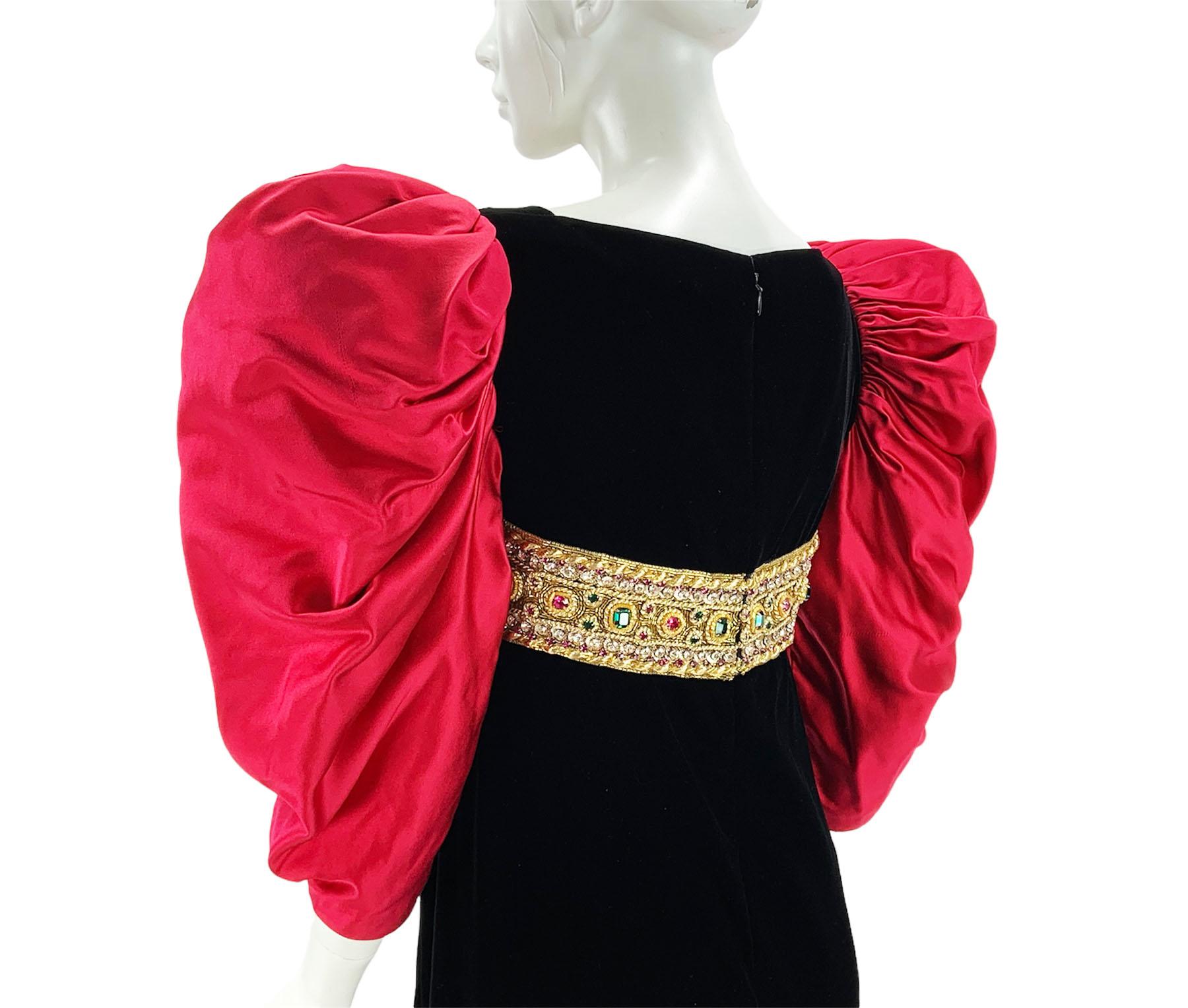 Oscar de la Renta F/W Runway 1984 Black Velvet Embellished Dress Gown US 8 For Sale 2