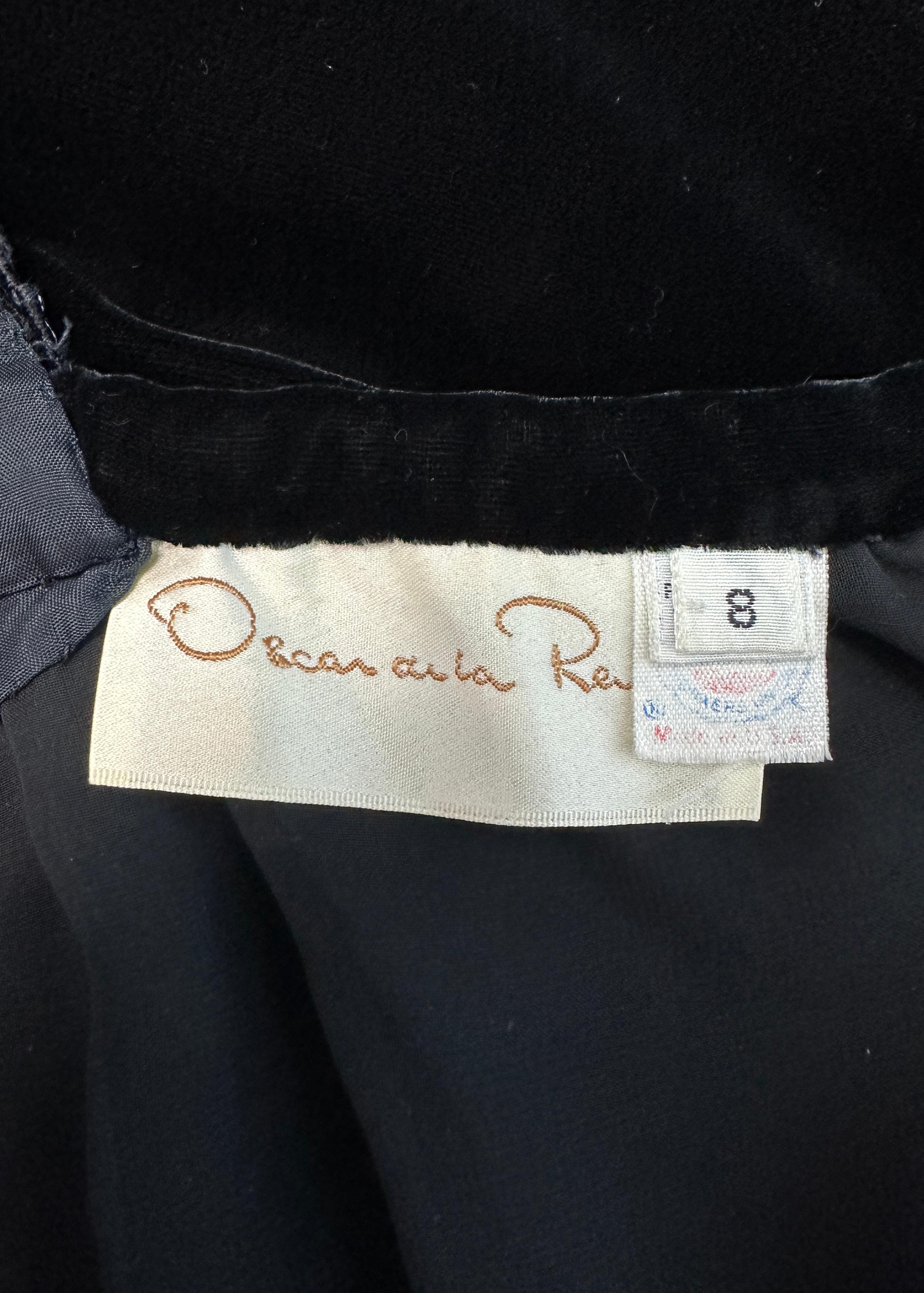 Oscar de la Renta Fall 1982 Runway Embellished Velvet Dress 4