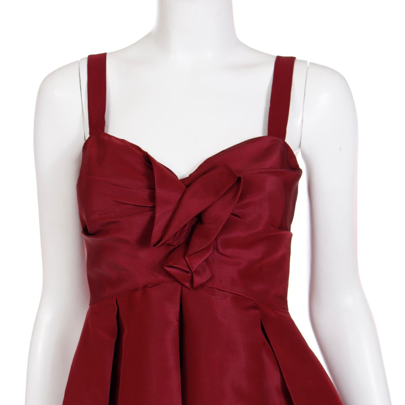 Oscar de la Renta Fall 2007 Burgundy Red Silk Evening Mini Dress For Sale 2
