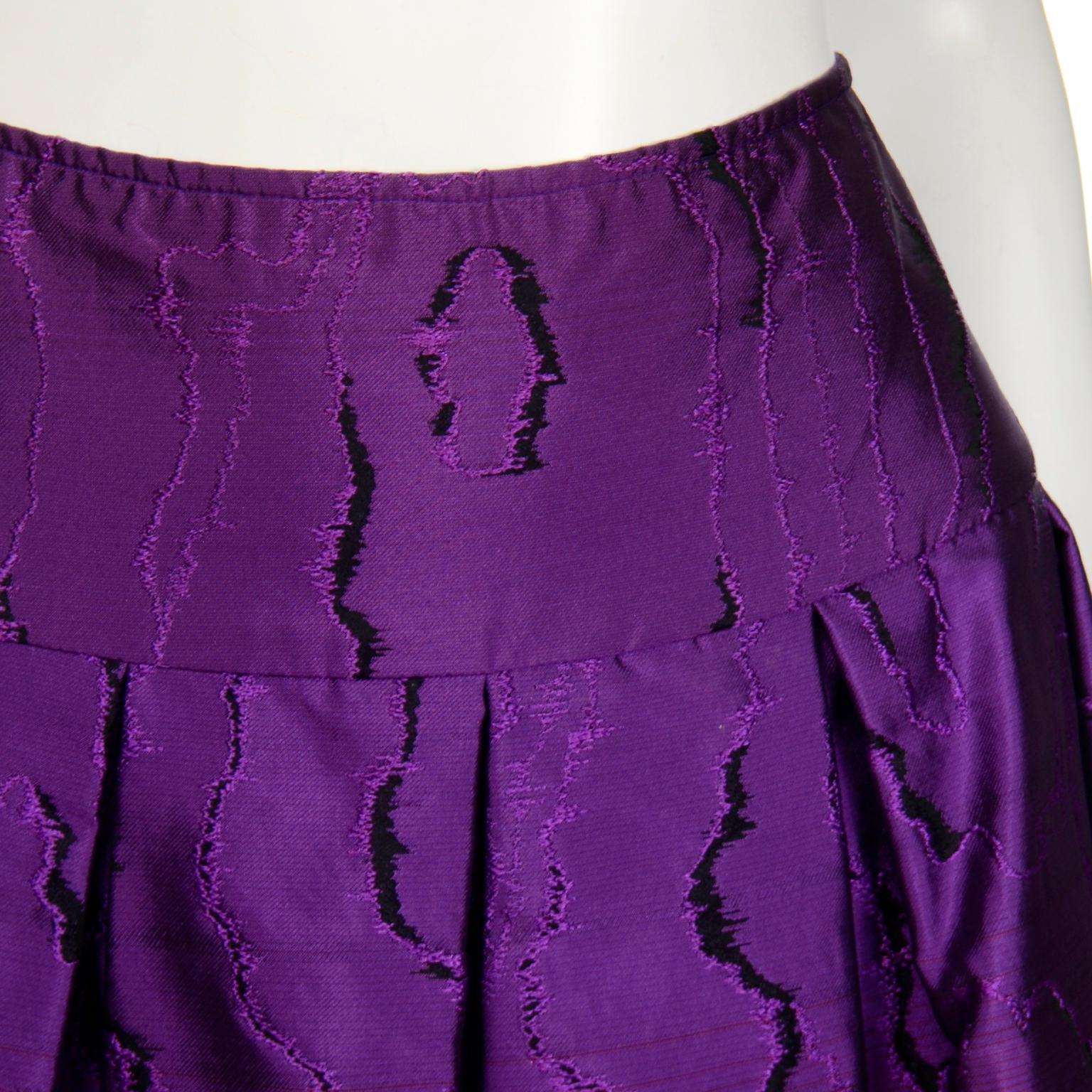 Oscar de la Renta Fall 2008 Purple Textured Skirt Runway Documented For Sale 4