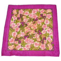 Pañuelo de seda "Popping Roses" Oscar De La Renta Festivo Bordado Violeta Atrevido