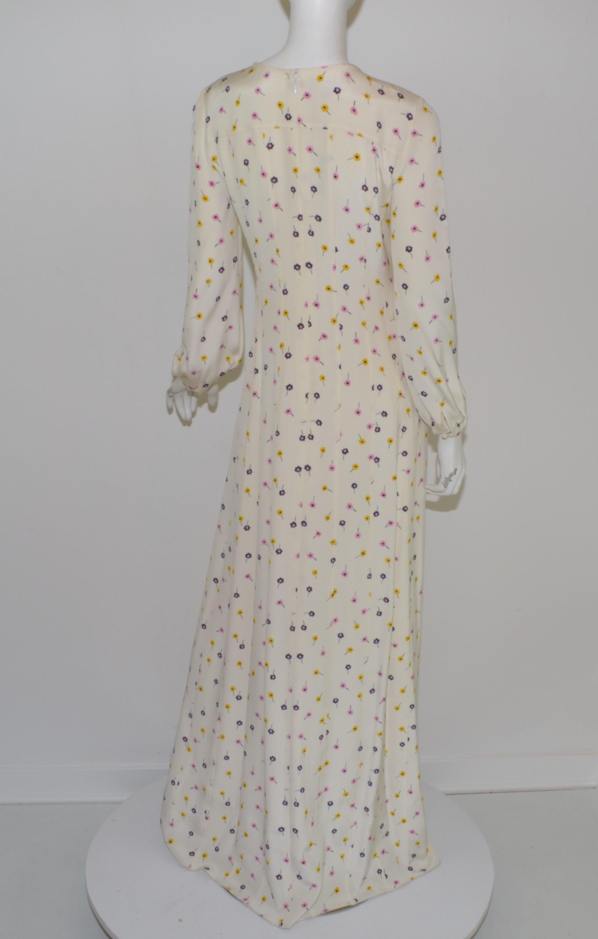 Oscar de la Renta Maxikleid/Kleid mit Blumendruck im Zustand „Neu“ im Angebot in Carmel, CA