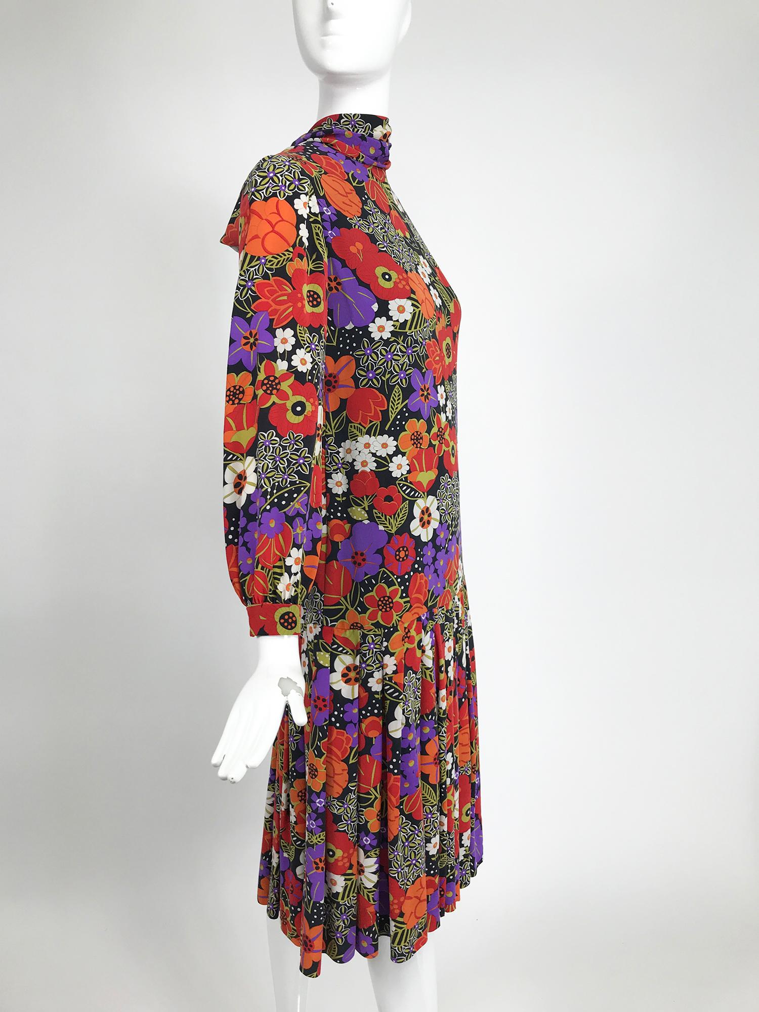 Women's Oscar de la Renta Floral Silk Crepe Drop Waist Dress Late 1960s
