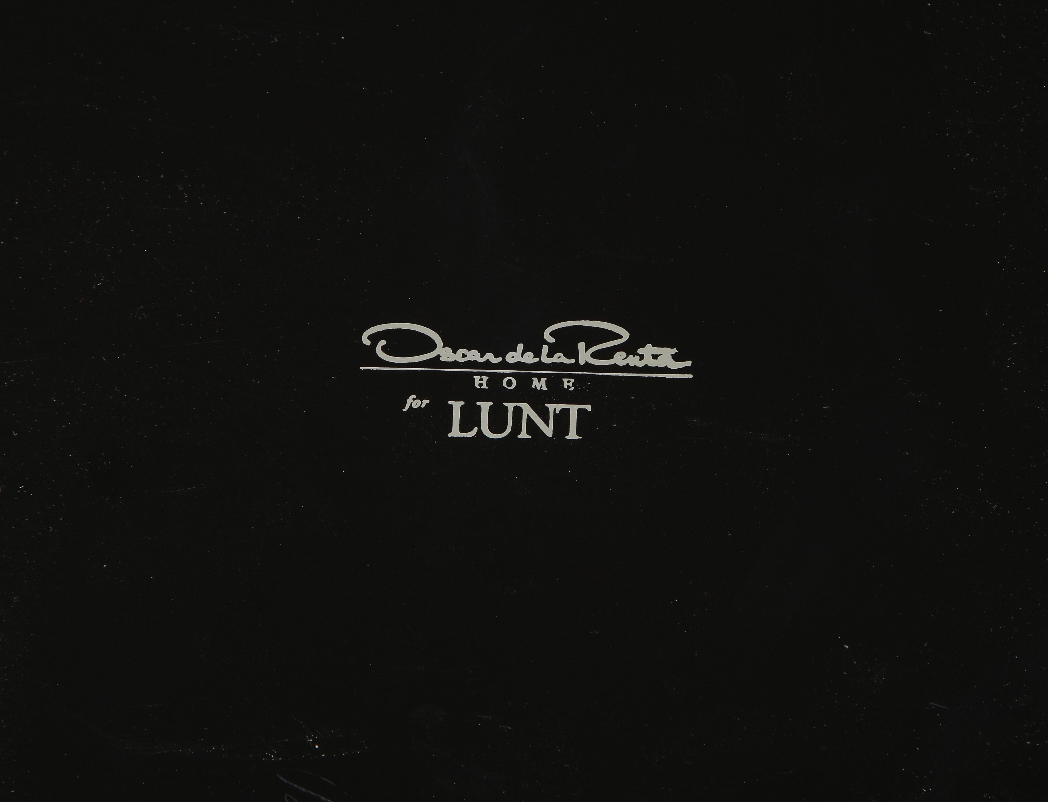 Oscar de la Renta für Lunt, klappbarer lackierter Tabletttisch im Angebot 2