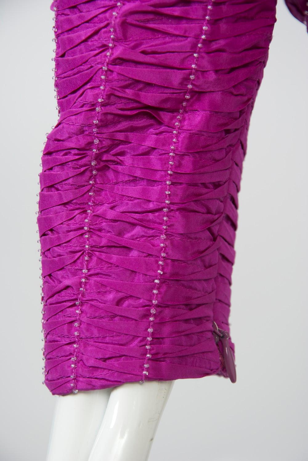 Oscar de la Renta Fuschsia Silk Jacket with Tucking In Excellent Condition For Sale In Alford, MA