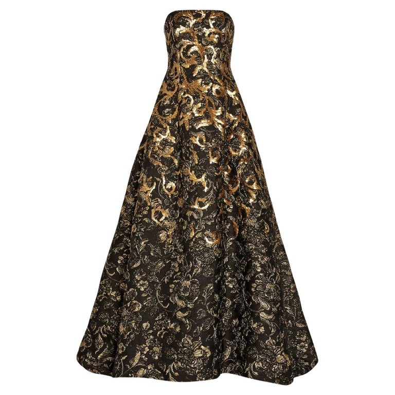 Oscar de la Renta FW 2014 Runway Museum Red Carpet Black Gold Gown Dress L  / XL at 1stDibs | black carpet runway