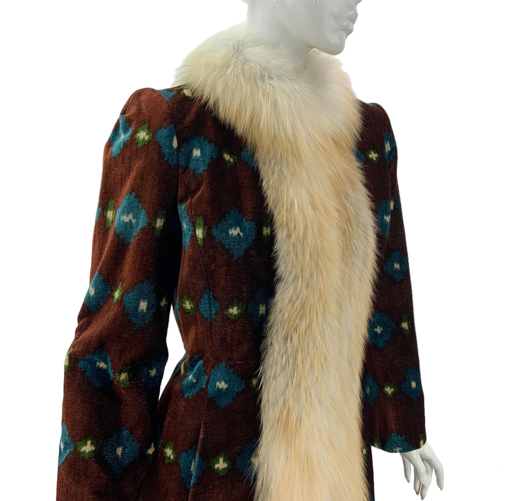 Oscar de la Renta FW Runway 2005 Ikat Print Silk Fox Trim Brown Coat US 6 For Sale 3